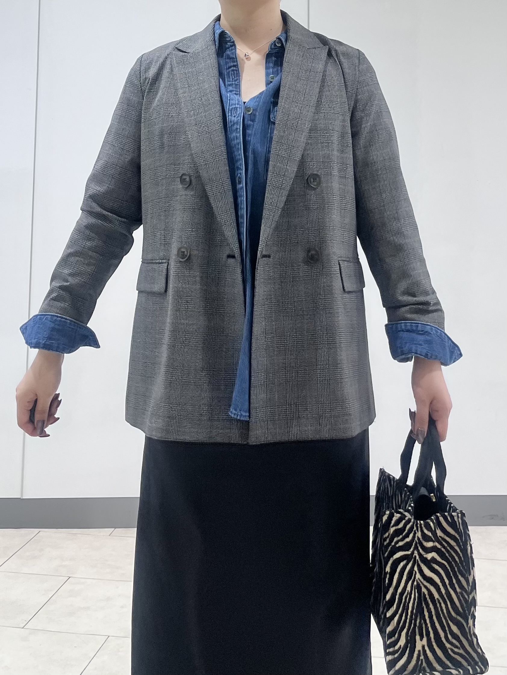 hasuさんの「INDIVI｜【洗濯機OK／ストレッチ◎】秋はじめのダブルジャケット」を使ったコーディネート