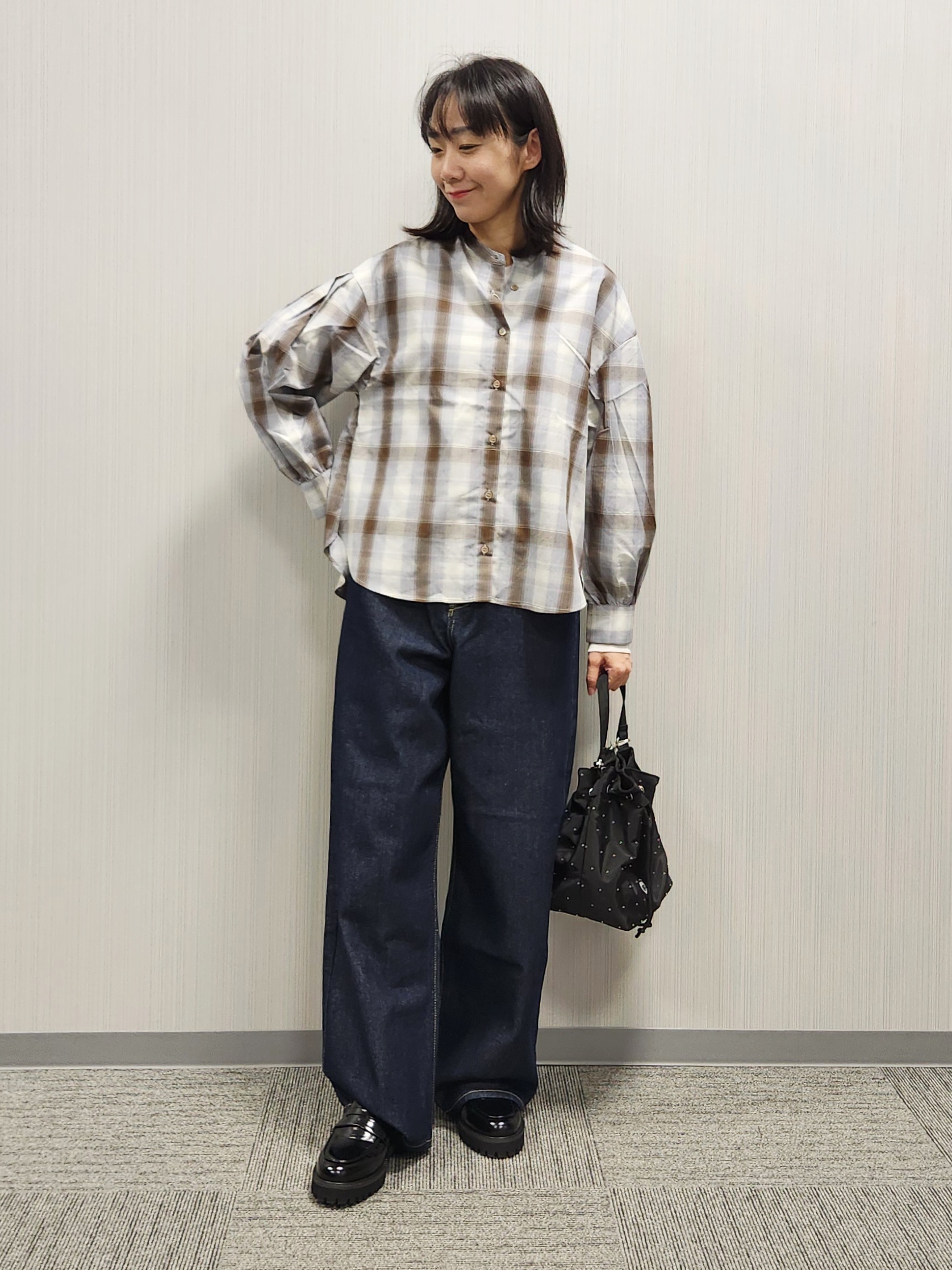 naraさんの「Dessin｜【手洗い可/シワになりにくい】オンブレーチェックシャツ」を使ったコーディネート