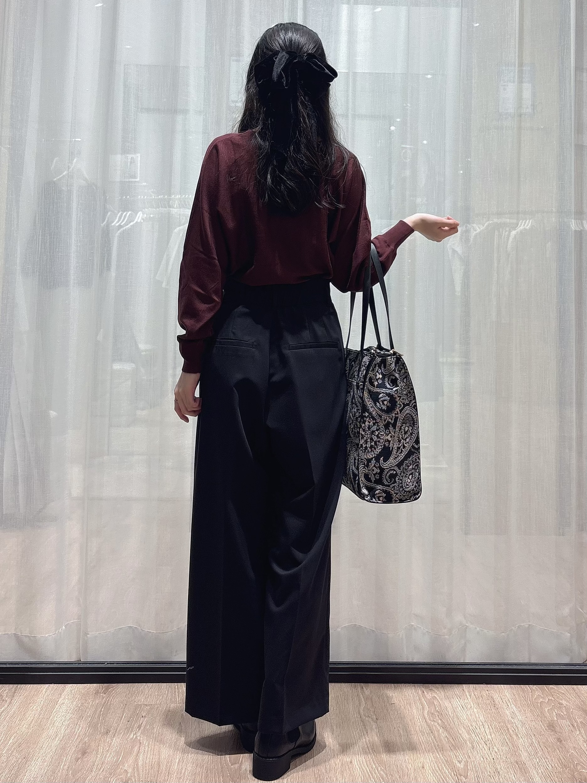 ぞうげさんの「OPAQUE.CLIP｜【8色／S-3Lサイズ】ビジュー付きドルマンニット《洗濯機OK／抗ピリング》」を使ったコーディネート