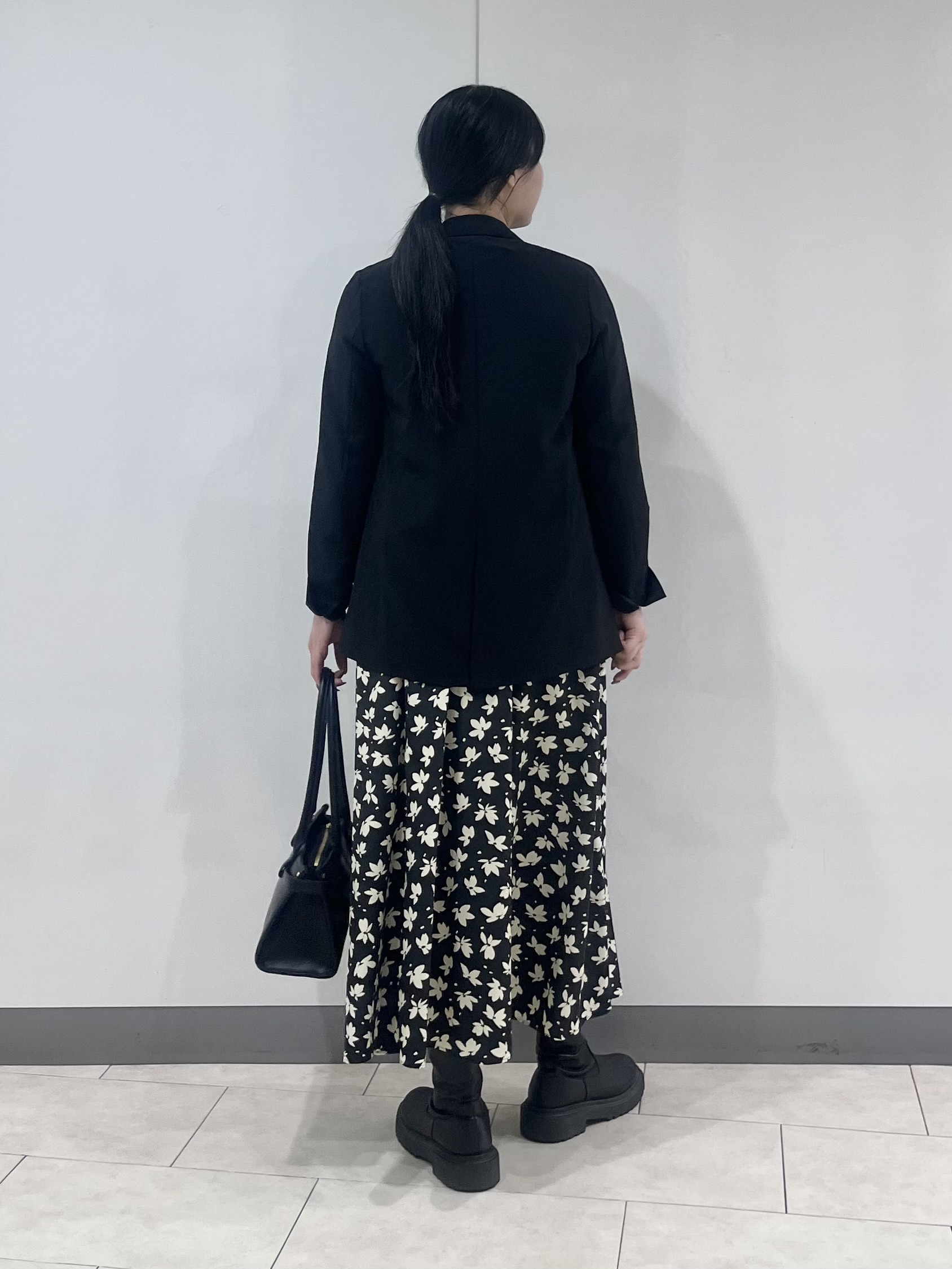hasuさんの「INDIVI｜【初秋/UVケア/着る日傘】ダブルジャケット」を使ったコーディネート