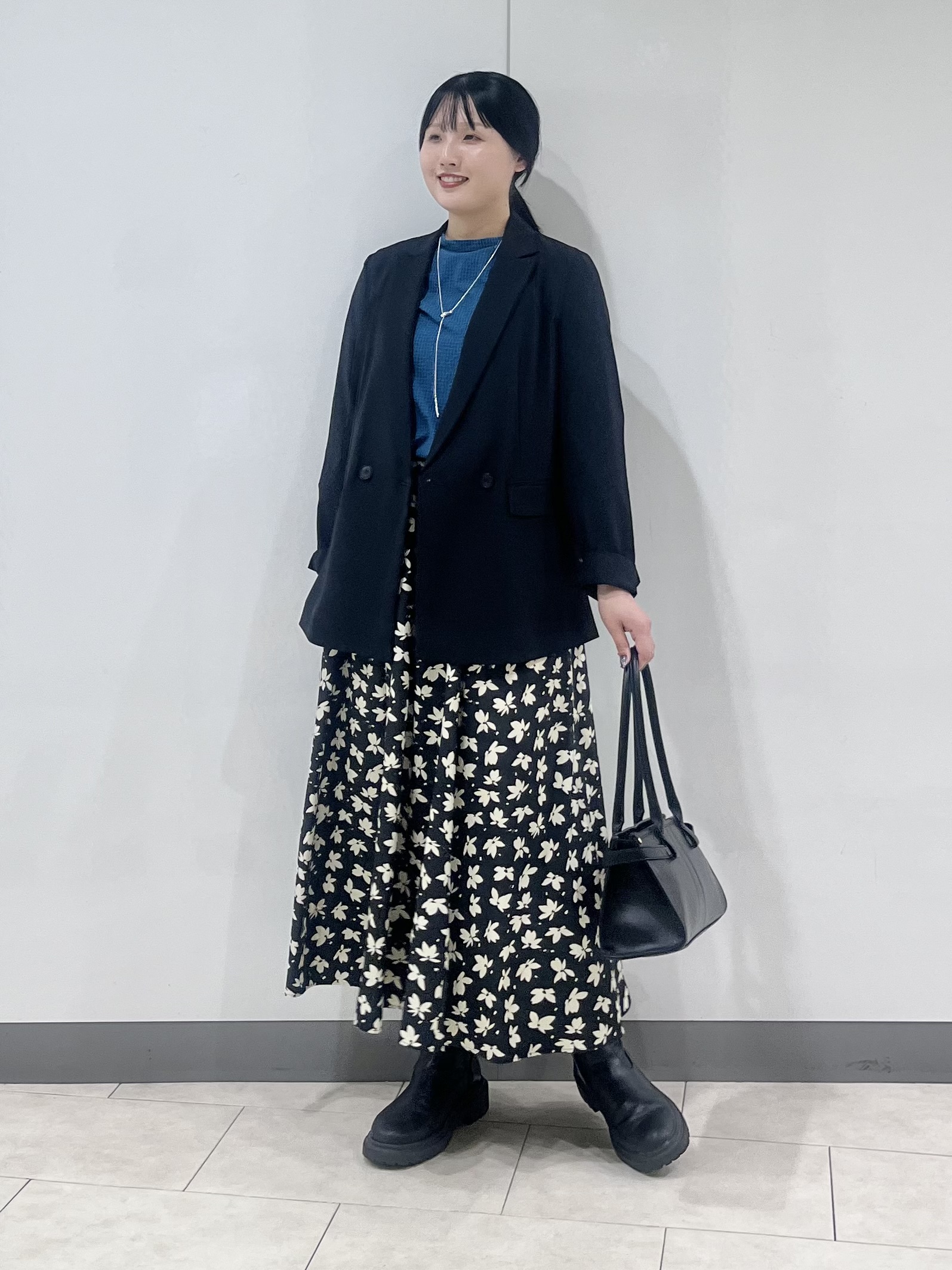 hasuさんの「INDIVI｜【初秋/UVケア/着る日傘】ダブルジャケット」を使ったコーディネート