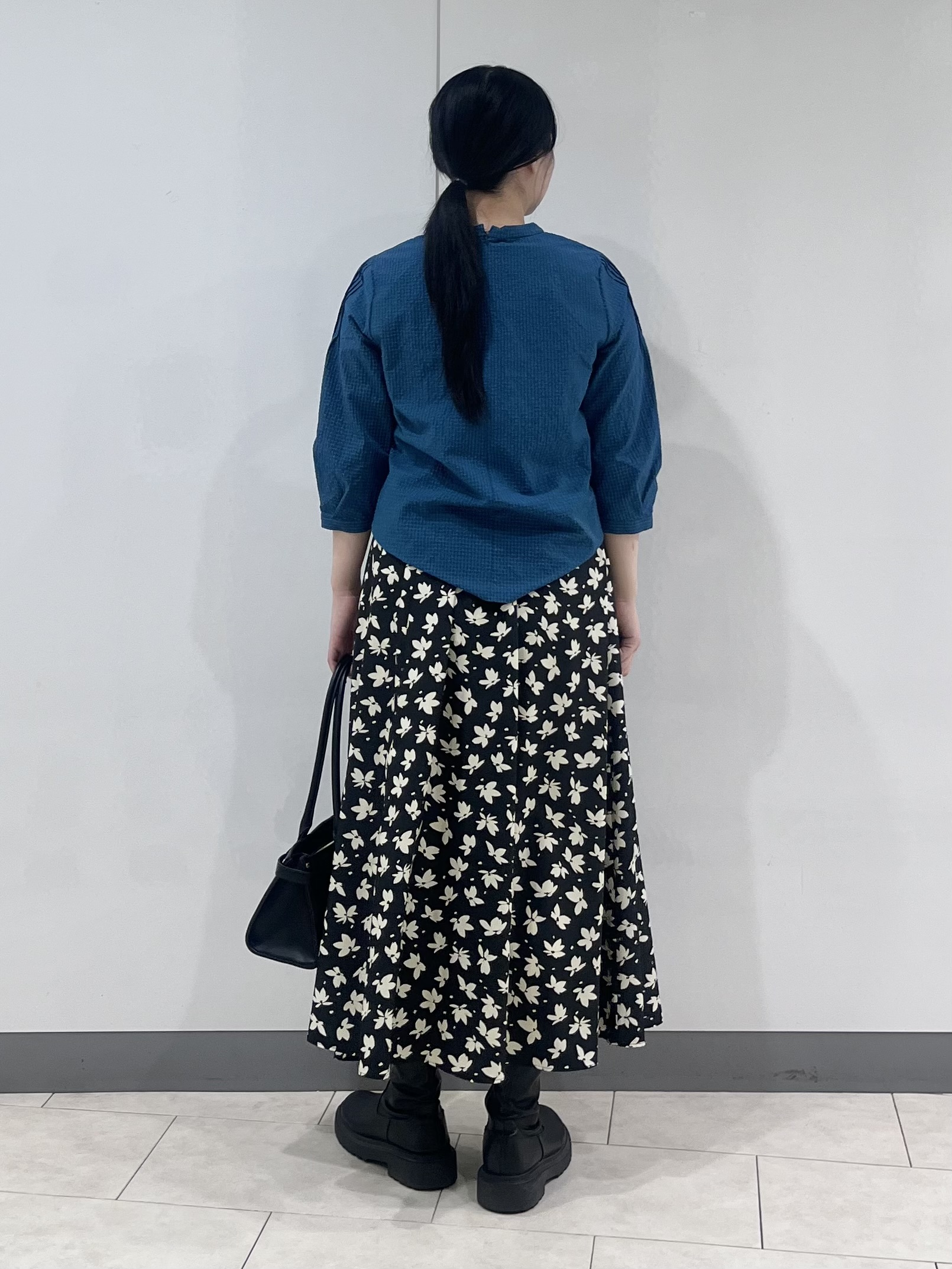hasuさんの「INDIVI｜【初秋/UVケア/着る日傘】ダブルジャケット」を使ったコーディネート