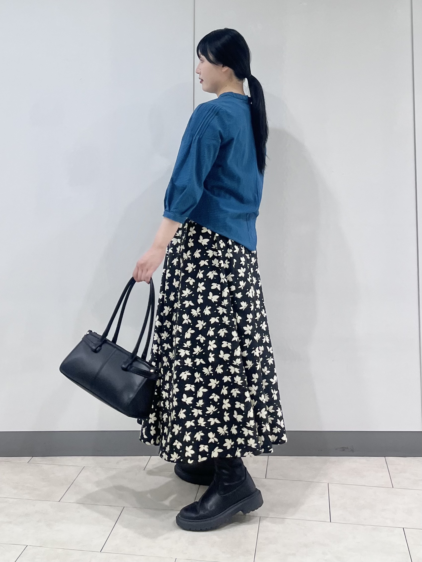 hasuさんの「INDIVI｜【初秋/UVケア/着る日傘】ダブルジャケット」を使ったコーディネート