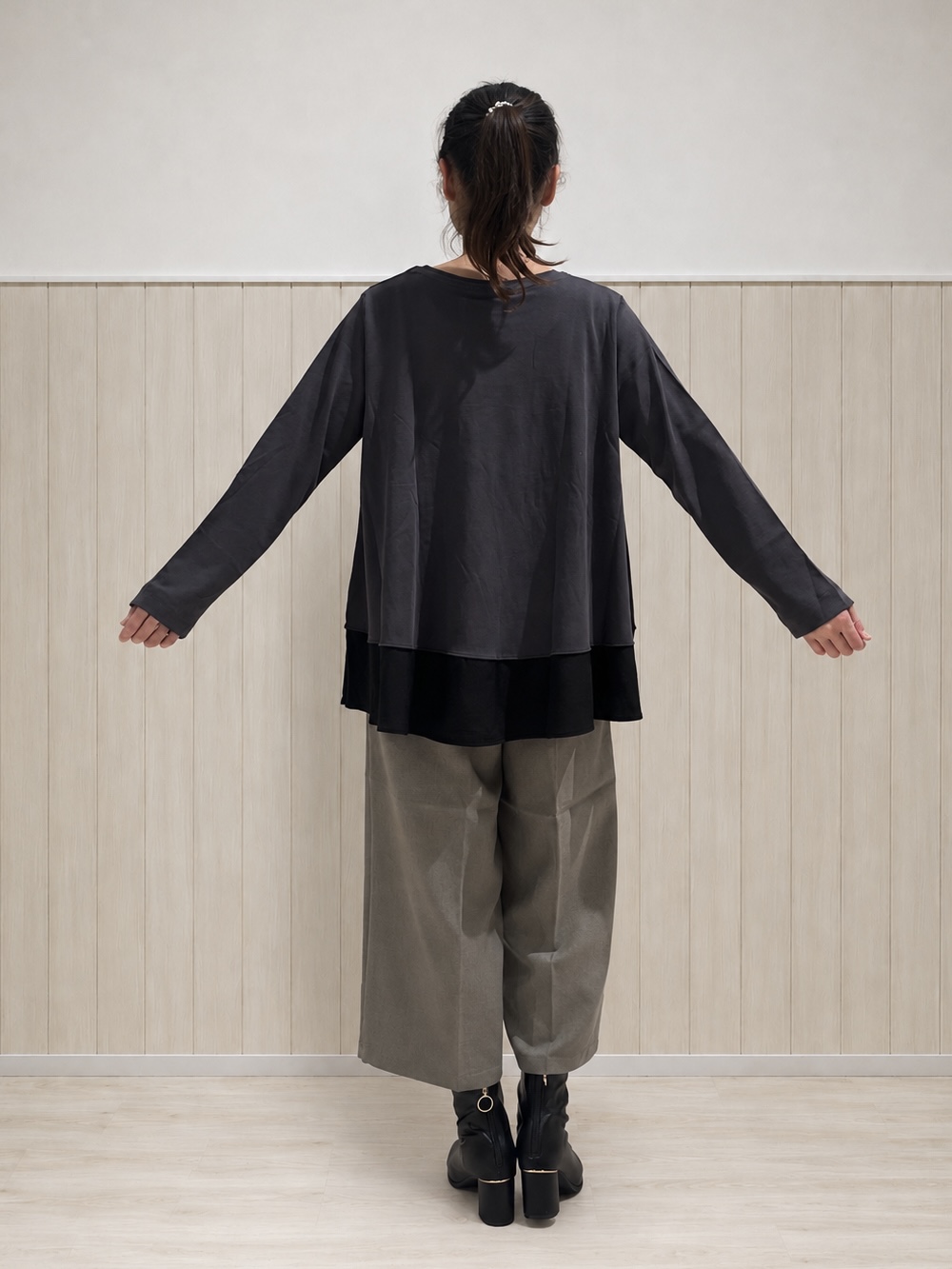 まつみさんの「SHOO･LA･RUE｜【洗濯後しわになりにくい/S-LL】気分で選ぶ 大人のデイリー使いに ベーシックシャツ」を使ったコーディネート