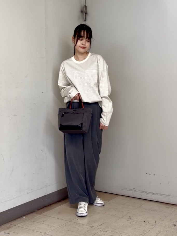 かわぴーさんの「TAKEO KIKUCHI｜シルケット ボーダー 長袖 Tシャツ」を使ったコーディネート