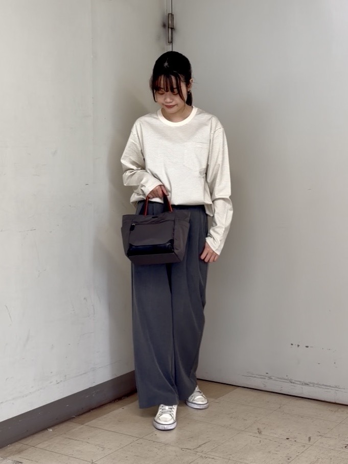 かわぴーさんの「TAKEO KIKUCHI｜シルケット ボーダー 長袖 Tシャツ」を使ったコーディネート