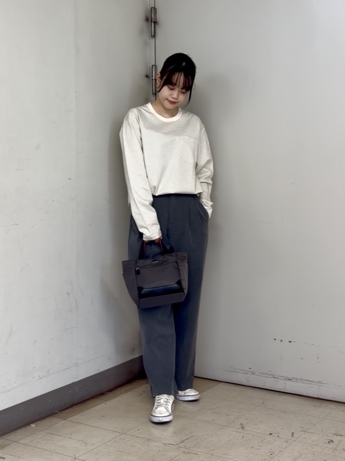 かわぴーさんの「TAKEO KIKUCHI｜シルケット ボーダー 長袖 Tシャツ」を使ったコーディネート