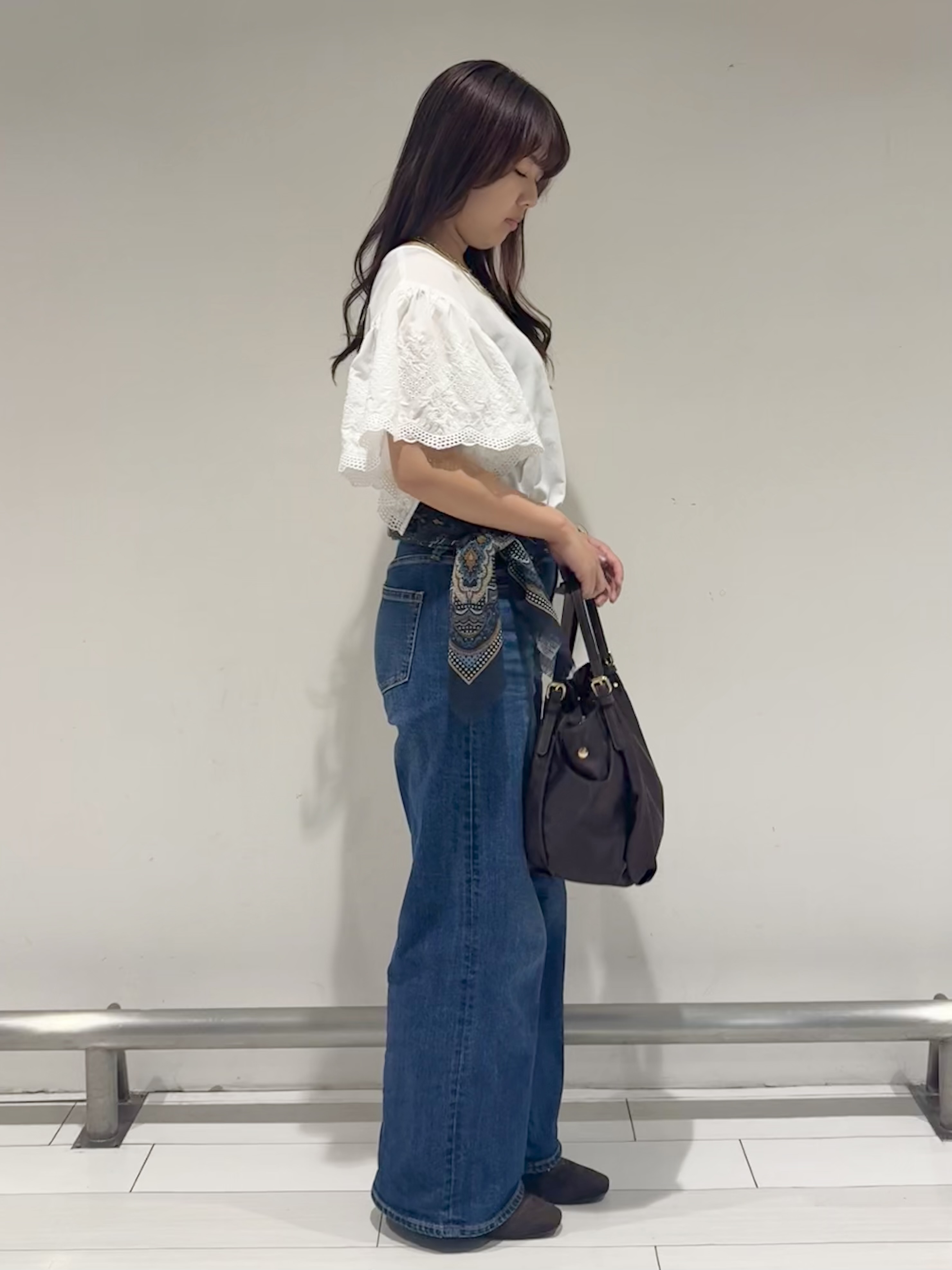 Azusaさんの「Reflect｜【通勤◎】スカラップレーススリーブ ブラウス」を使ったコーディネート