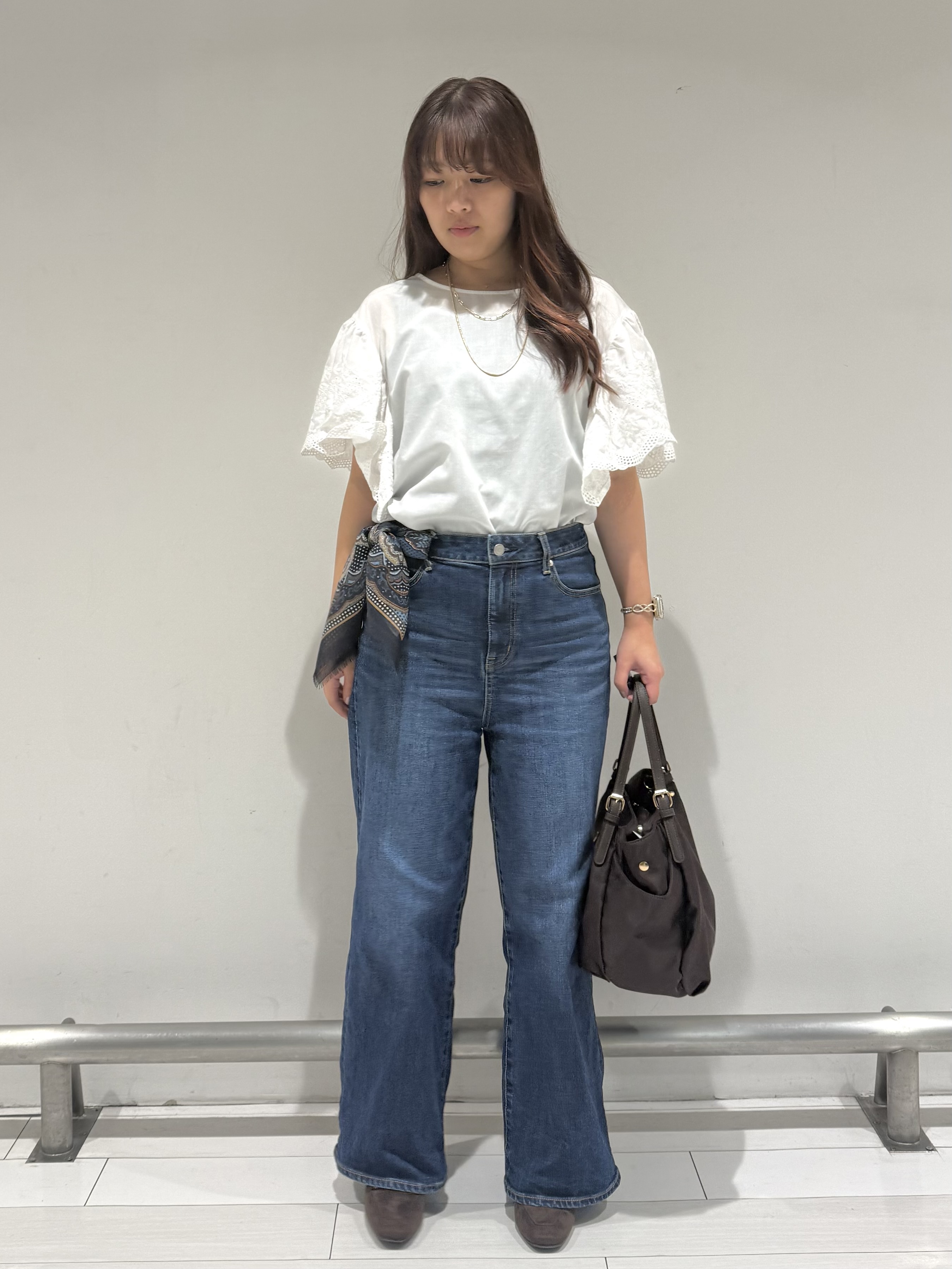 Azusaさんの「Reflect｜【通勤◎】スカラップレーススリーブ ブラウス」を使ったコーディネート