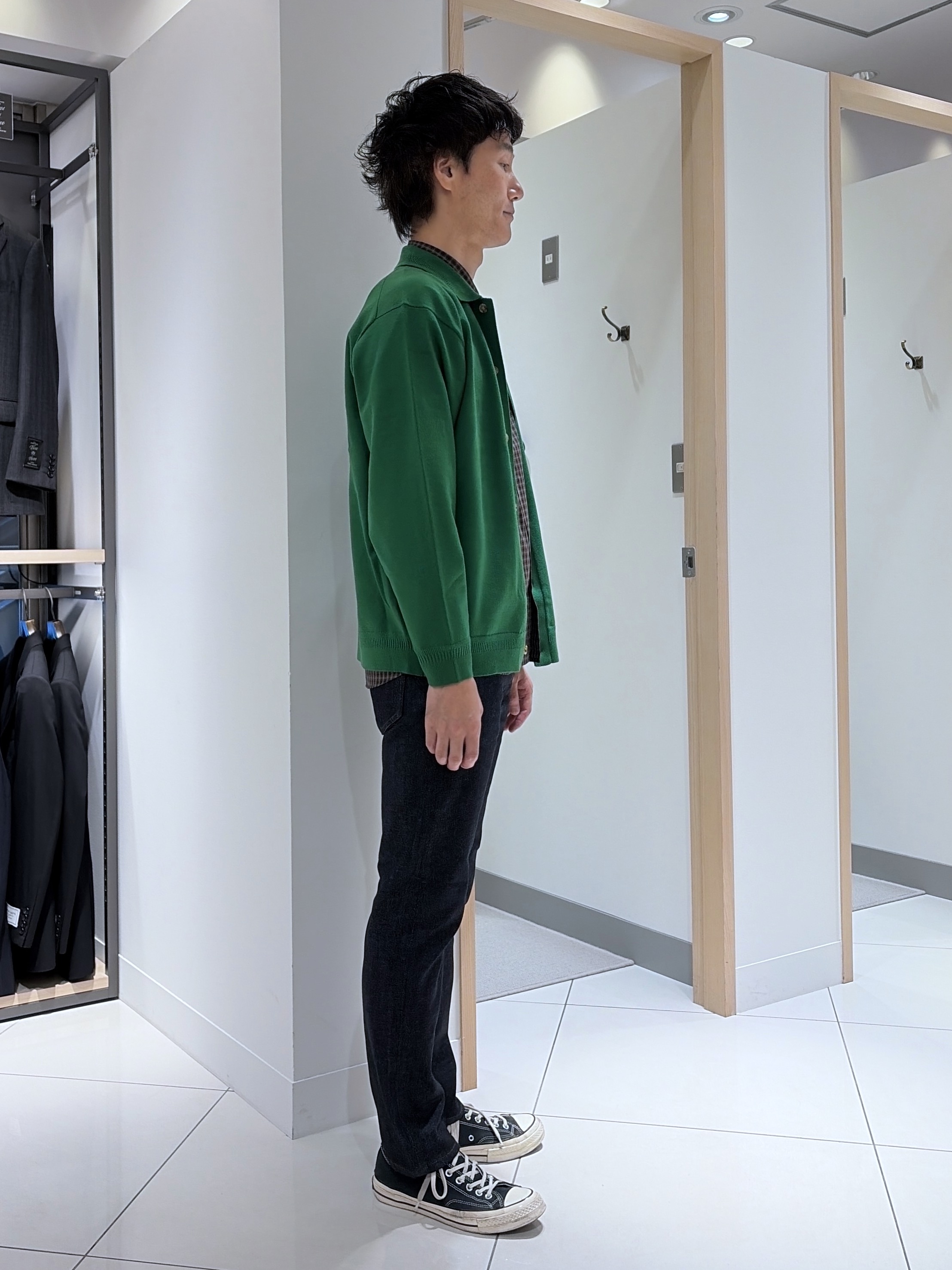 mutoさんの「TAKEO KIKUCHI｜ニット シャツ カーディガン」を使ったコーディネート