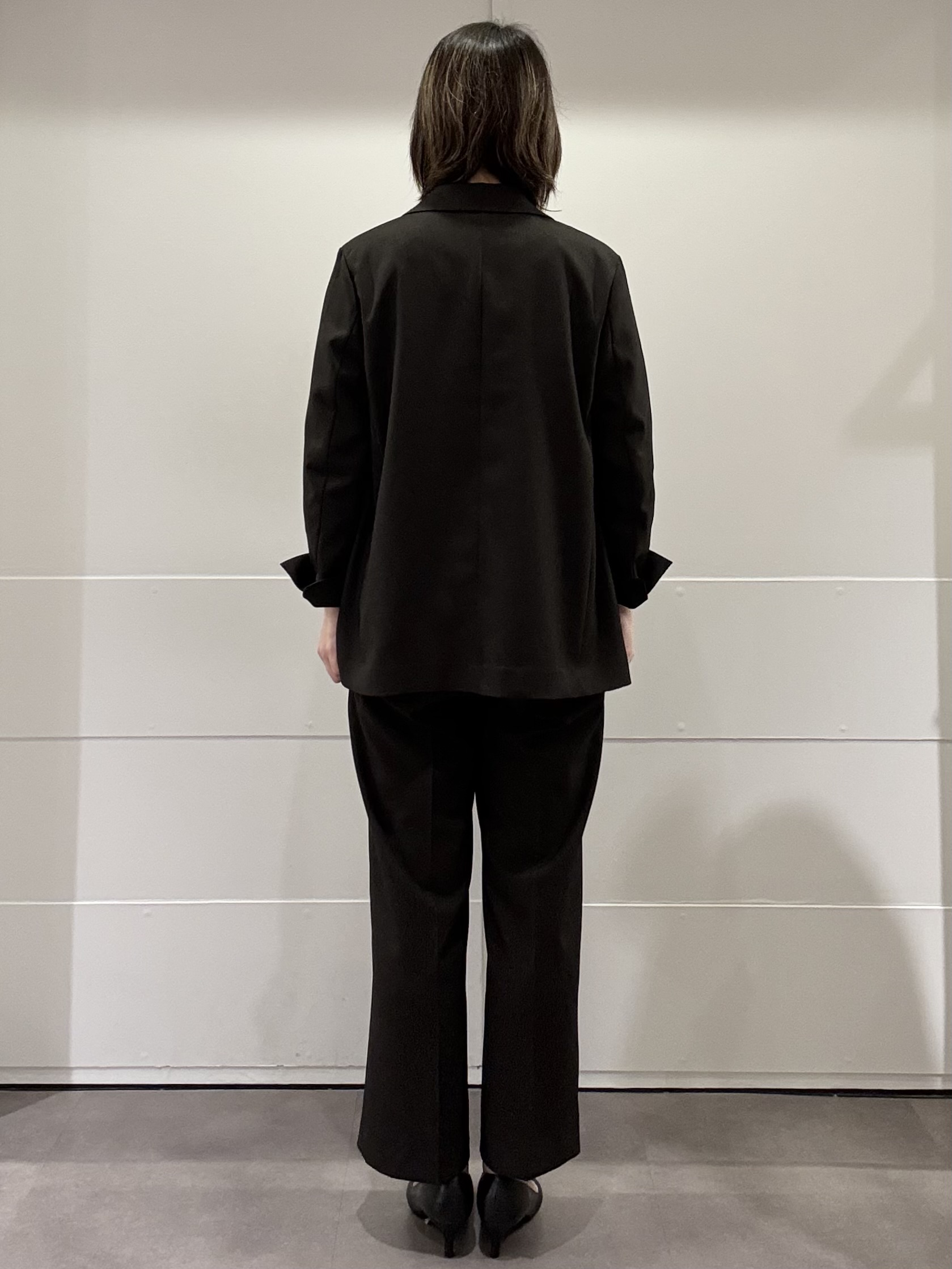 mamiさんの「Reflect｜【通勤◎】ダブルブレストデザインテーラードジャケット」を使ったコーディネート