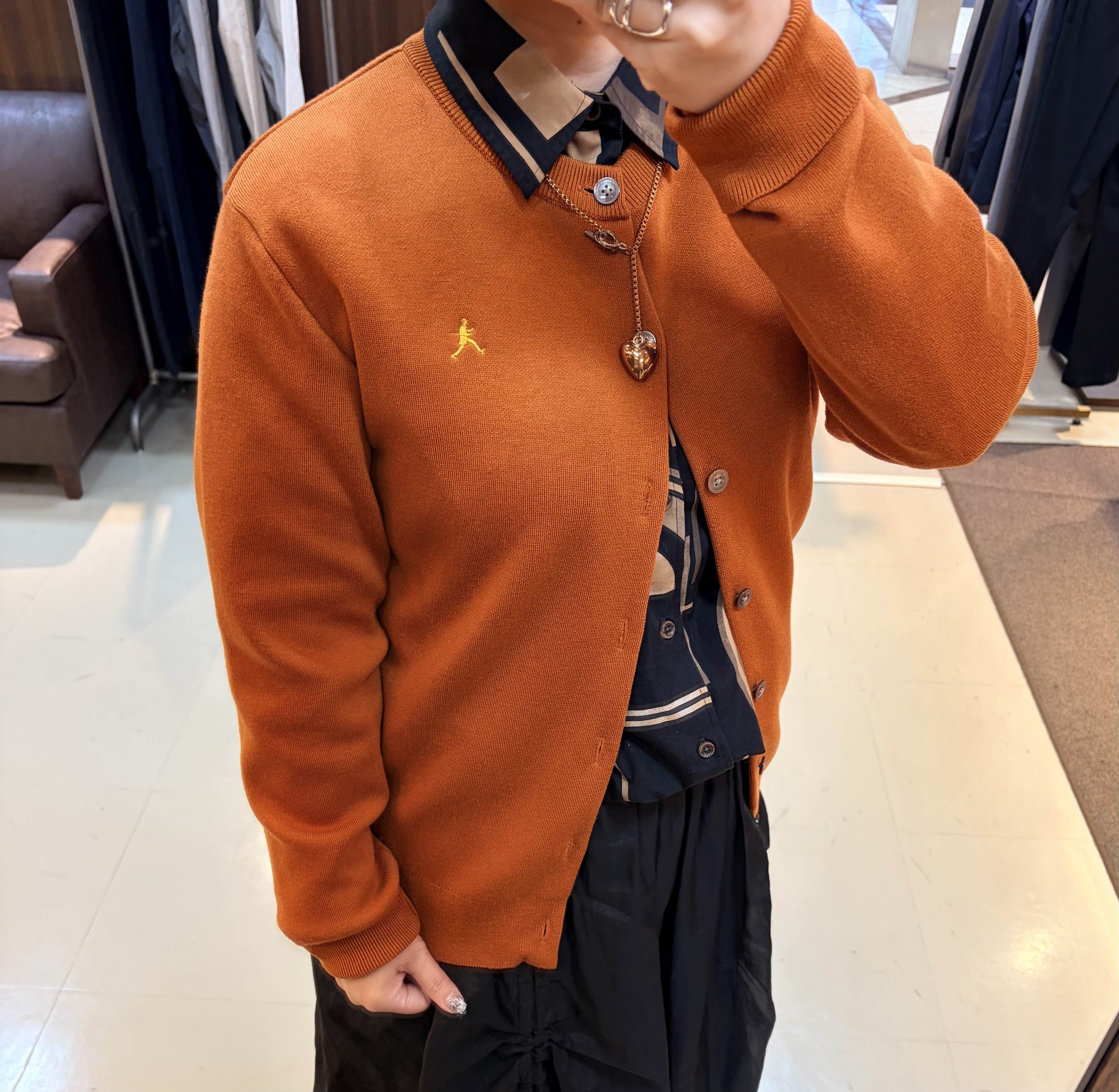 735さんの「TAKEO KIKUCHI｜【BOWLER HAT LABEL】日本製クルーネックカーディガン」を使ったコーディネート