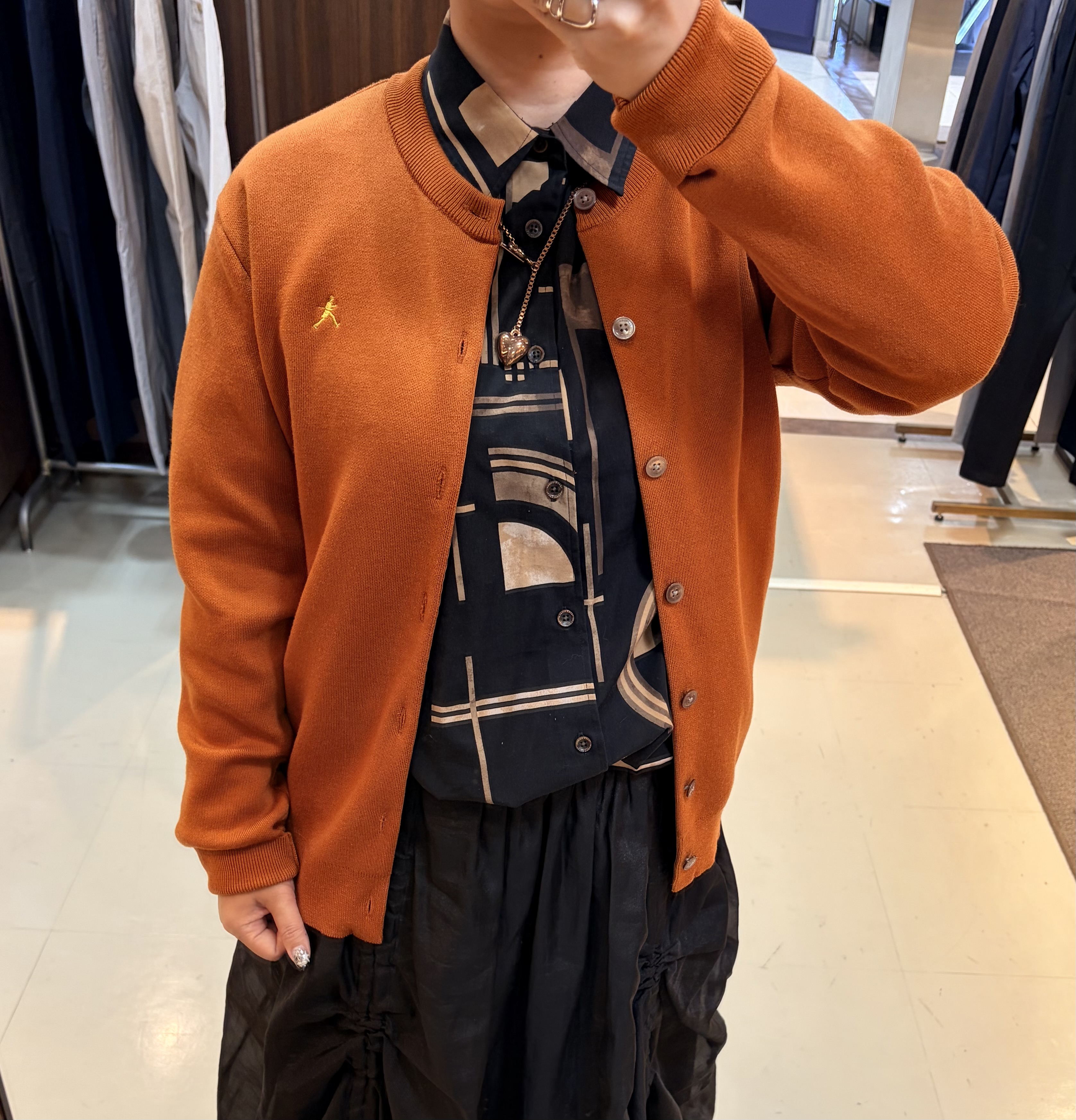 735さんの「TAKEO KIKUCHI｜【BOWLER HAT LABEL】日本製クルーネックカーディガン」を使ったコーディネート