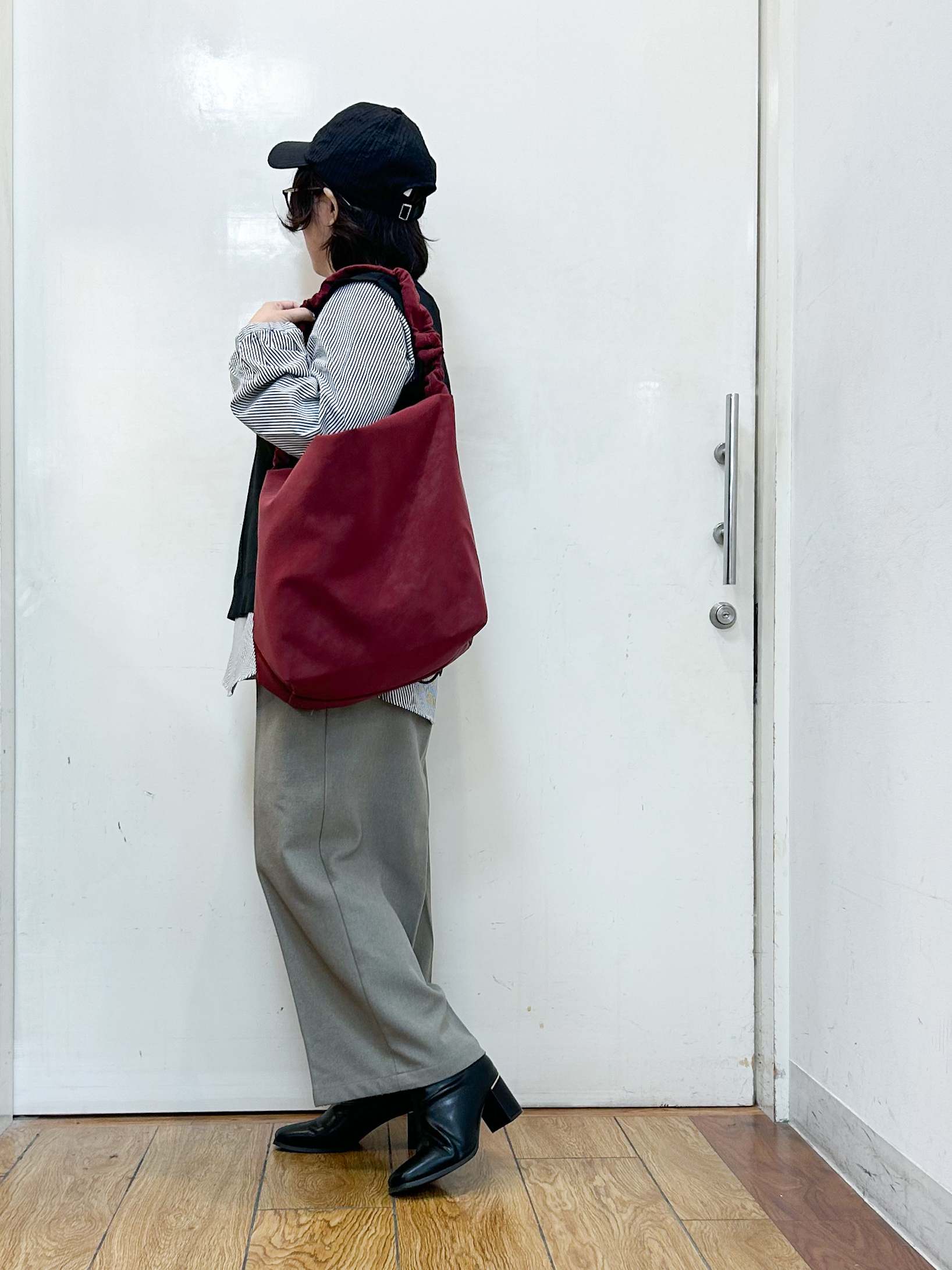 haruさんの「SHOO･LA･RUE｜【2点セット/S-LL】着回し自在 スポンディッシュニットベスト＆フレアシャツ」を使ったコーディネート