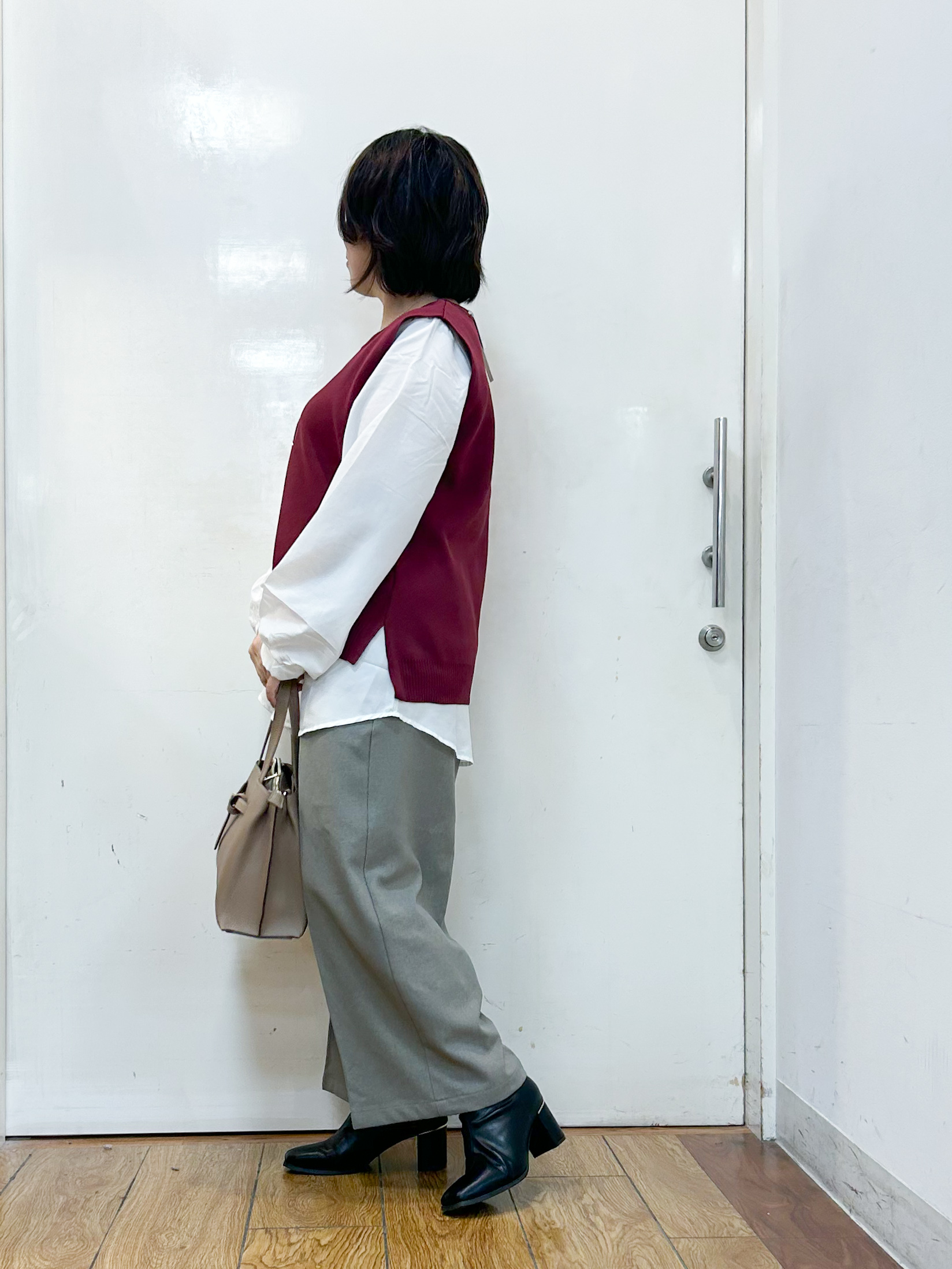 haruさんの「SHOO･LA･RUE｜【2点セット/S-LL】着回し自在 スポンディッシュニットベスト＆フレアシャツ」を使ったコーディネート