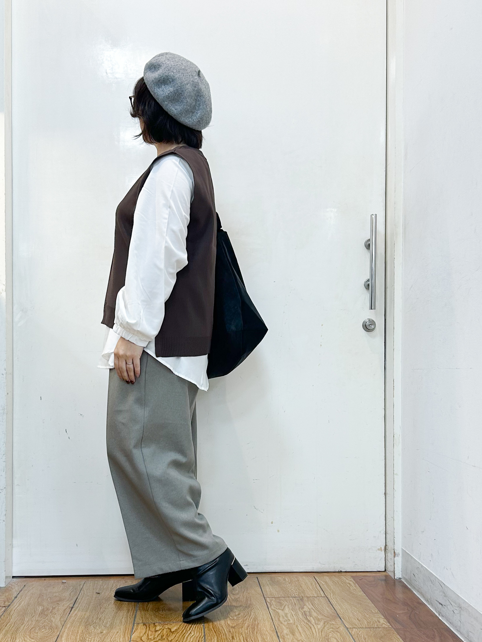 haruさんの「SHOO･LA･RUE｜【2点セット/S-LL】着回し自在 スポンディッシュニットベスト＆フレアシャツ」を使ったコーディネート