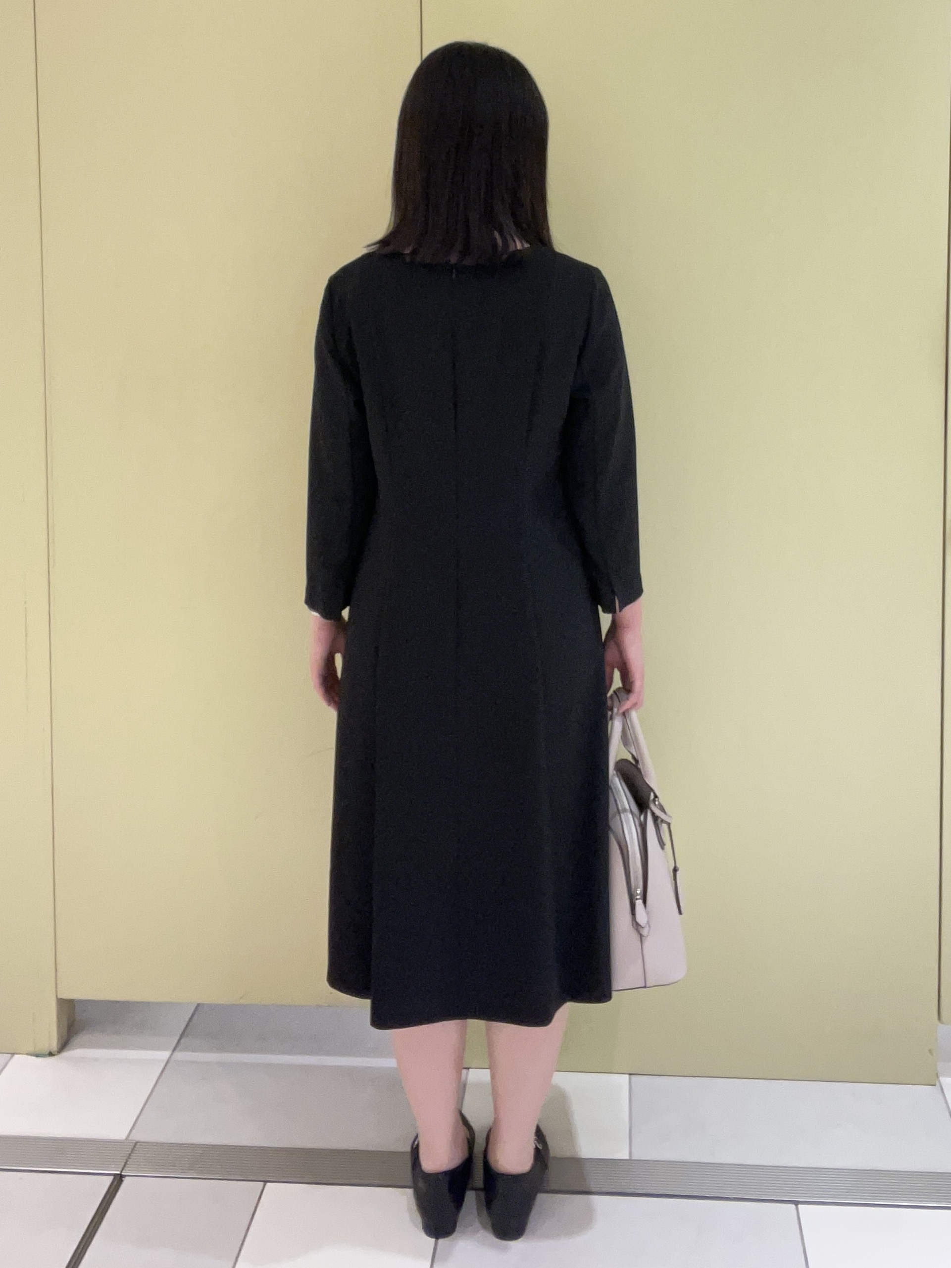 Rihoさんの「Reflect｜【SS-4Lサイズ】パール調パーツデザイン ノーカラーワンピース」を使ったコーディネート