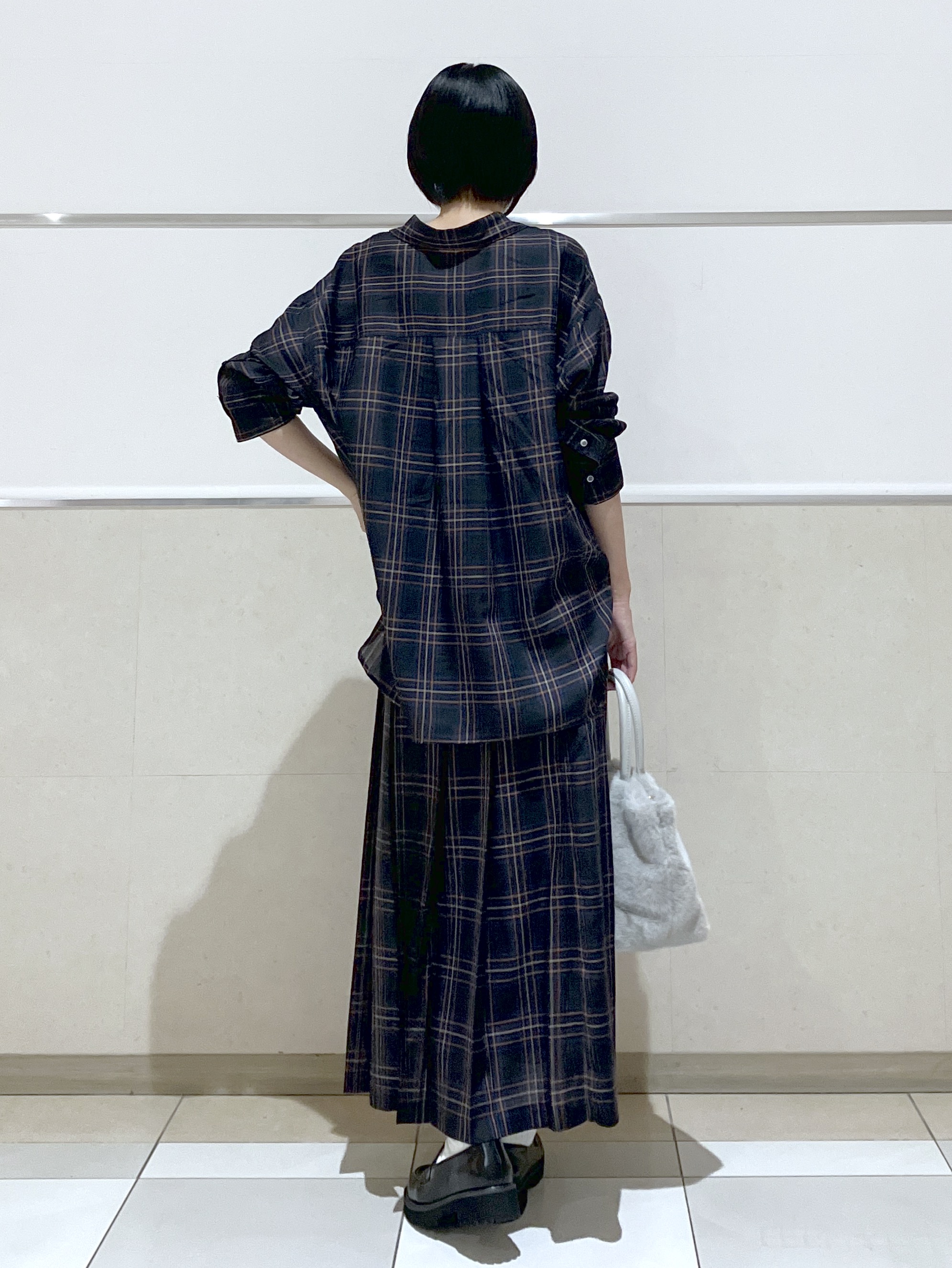 eriko さんの「Dessin｜【セットアップ可/洗える】シアーチェック オーバーシャツ」を使ったコーディネート