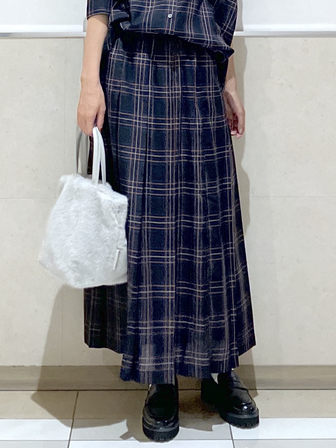 eriko さんの「Dessin｜【セットアップ可/洗える】シアーチェック オーバーシャツ」を使ったコーディネート