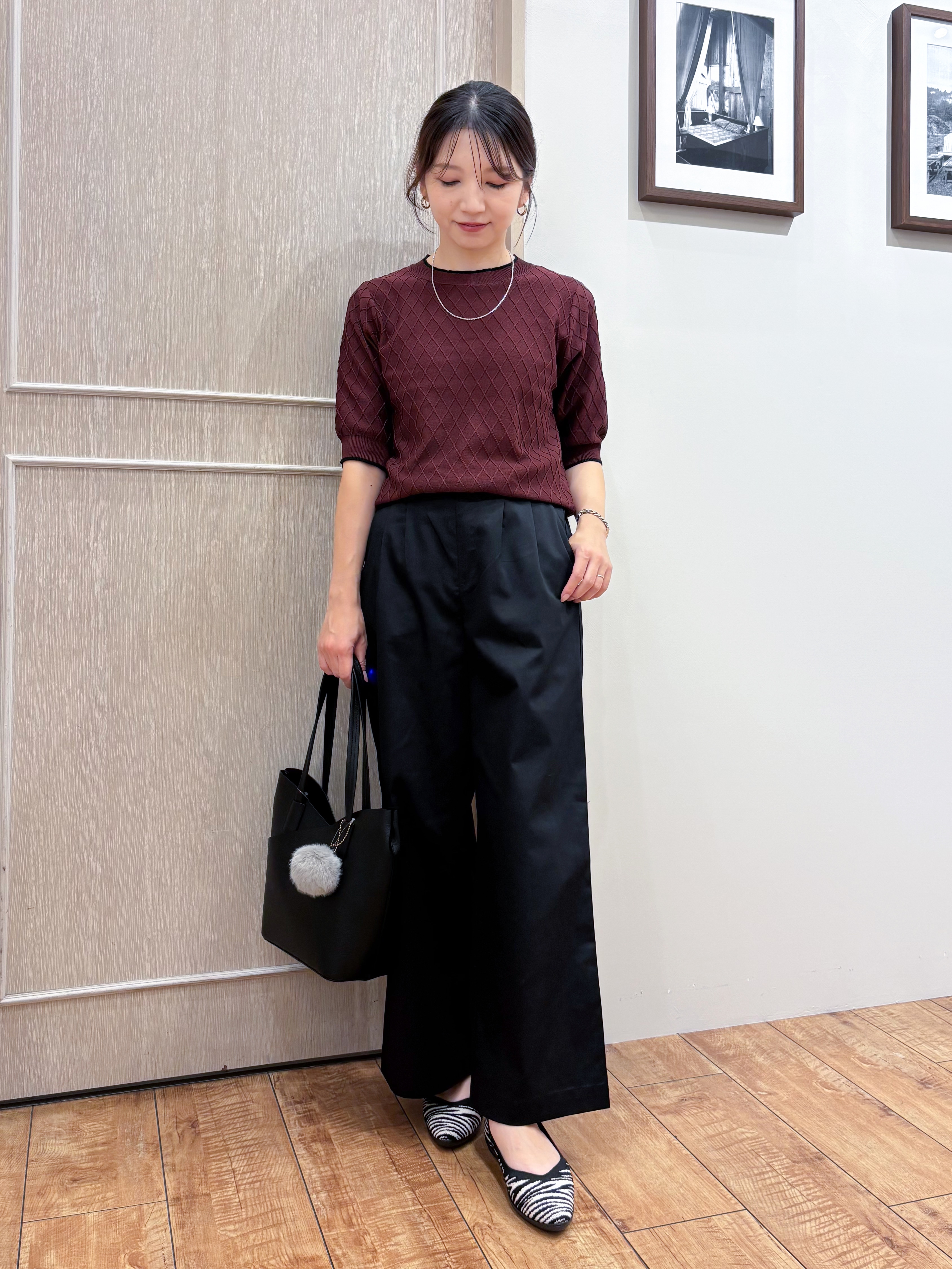 なみさんの「SHOO･LA･RUE｜【毛玉になりにくい/S-LL/洗濯機可】ダイヤ柄が上品 二の腕隠せる5分袖ニット」を使ったコーディネート