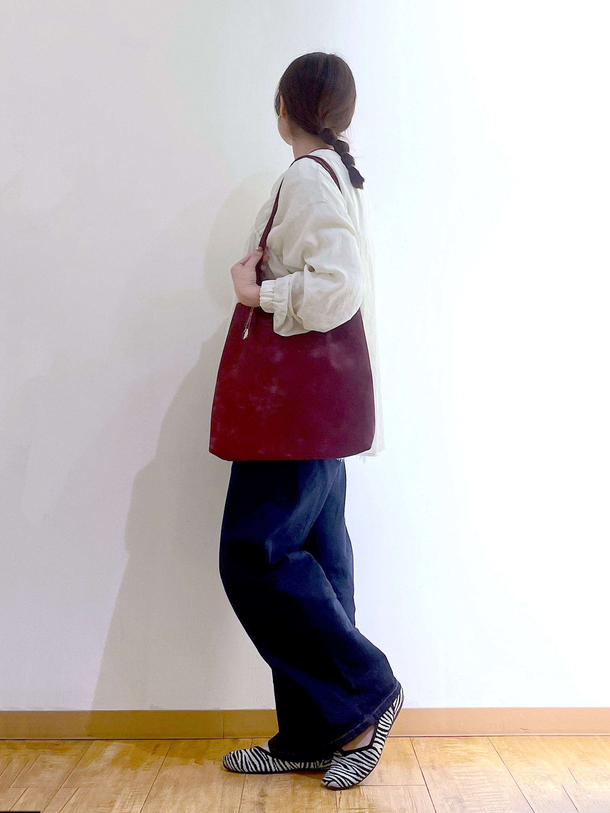 かのさんの「SHOO･LA･RUE｜【S-LL/洗濯機可】着痩せシルエット シャーリングシャツカーディガン」を使ったコーディネート