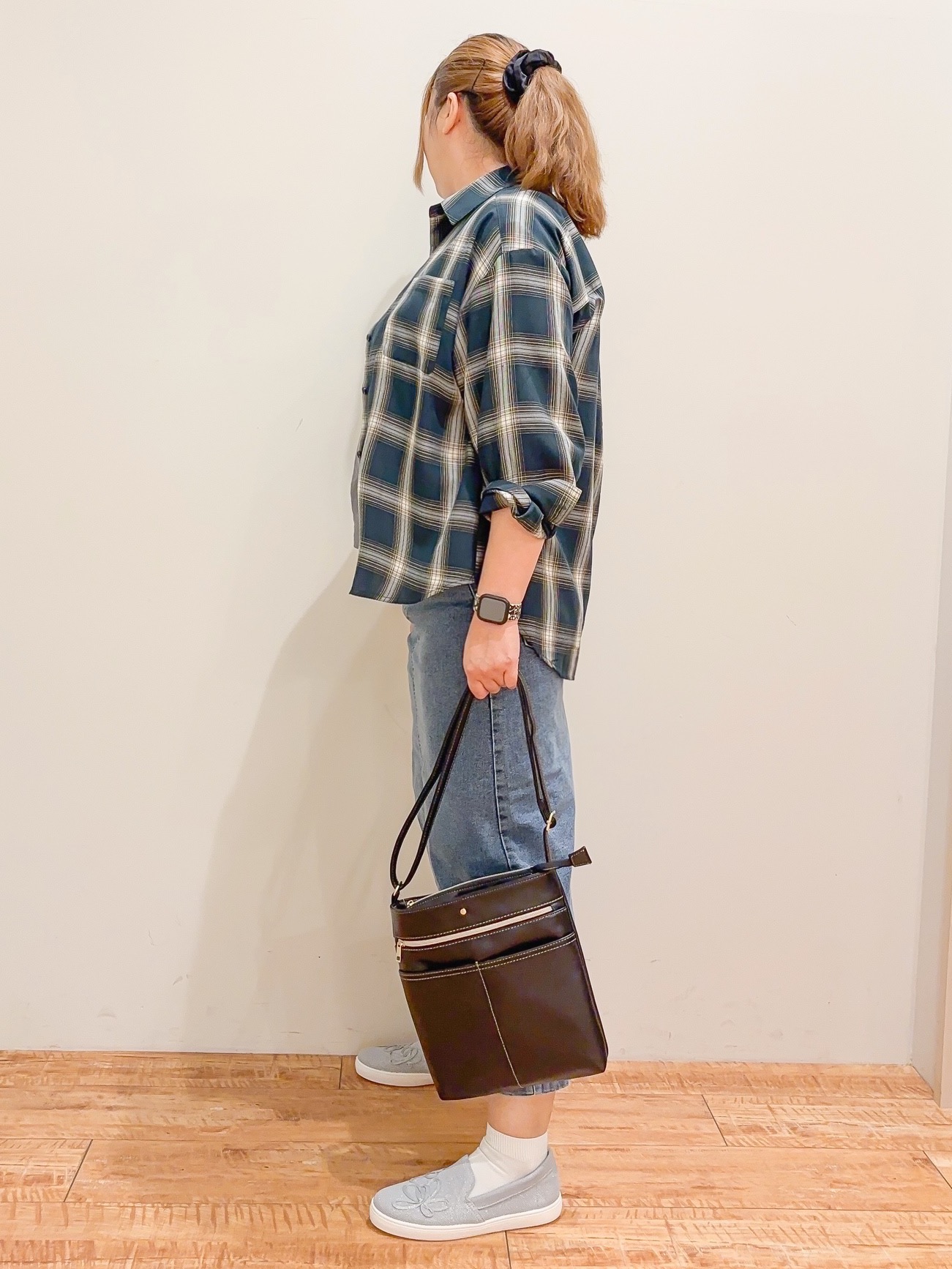 naoさんの「SHOO･LA･RUE｜【洗濯後しわになりにくい/S-LL】気分で選ぶ 大人のデイリー使いに ベーシックシャツ」を使ったコーディネート