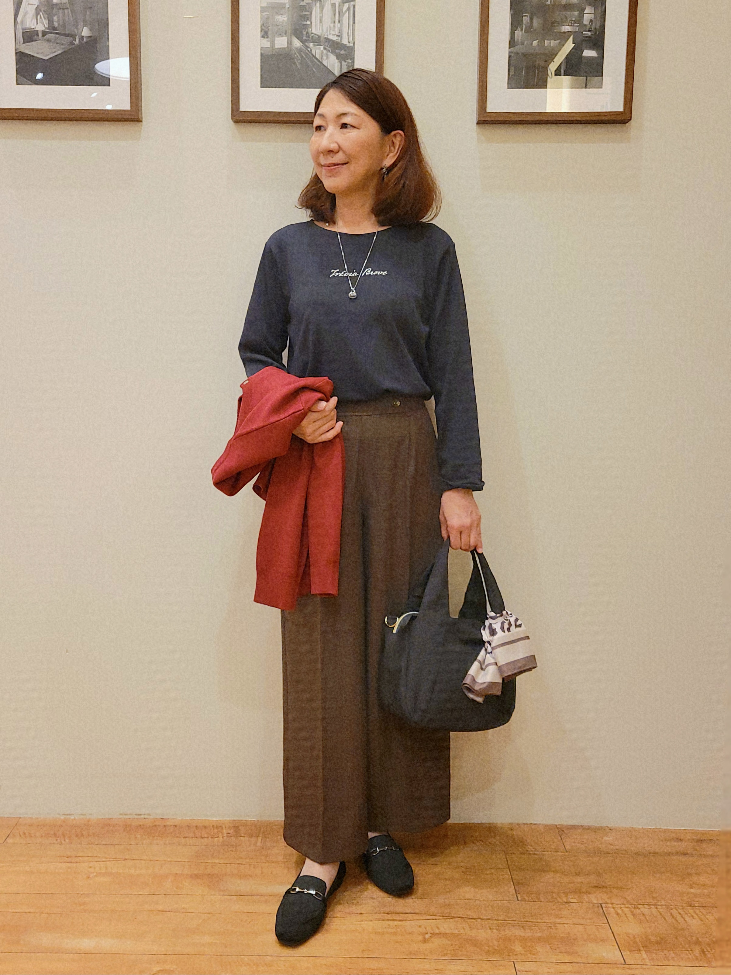 ユウさんの「SHOO･LA･RUE｜【セットアップ可/洗濯機可】軽やかに羽織れる スポンディッシュ ニットカーディガン」を使ったコーディネート