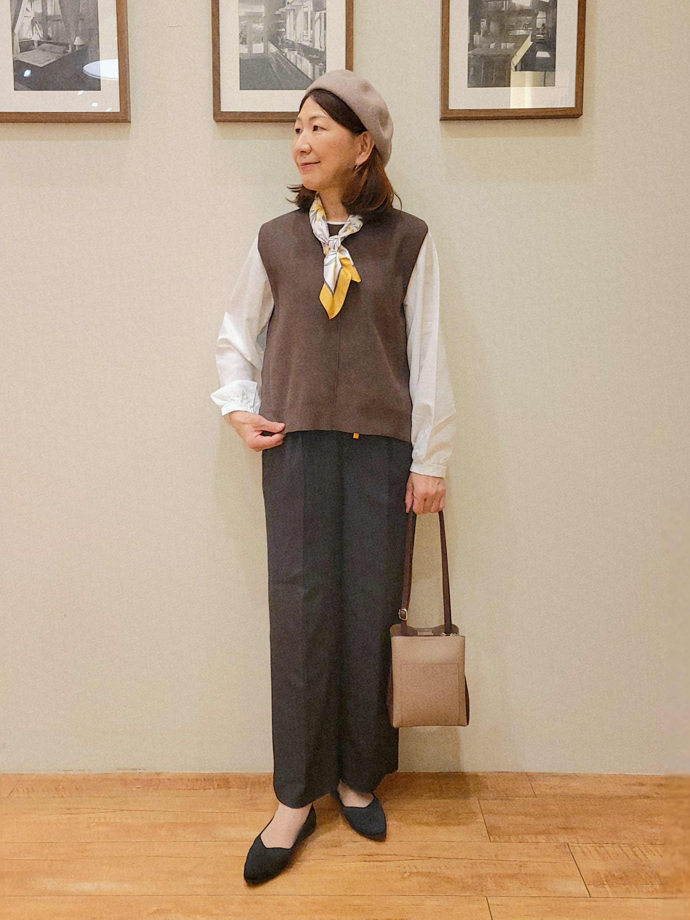 ユウさんの「SHOO･LA･RUE｜【2点セット/S-LL】着回し自在 スポンディッシュニットベスト＆フレアシャツ」を使ったコーディネート
