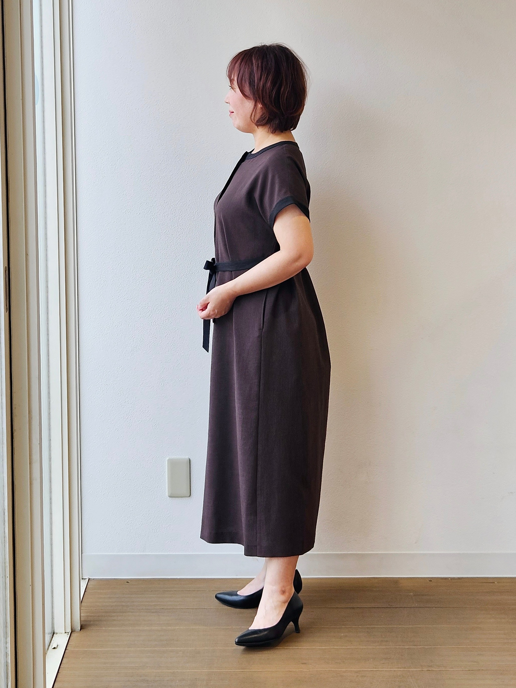 やじまさんの「UNTITLED｜【アンサンブル可能/秋羽織り】コンパクトニットカーディガン」を使ったコーディネート