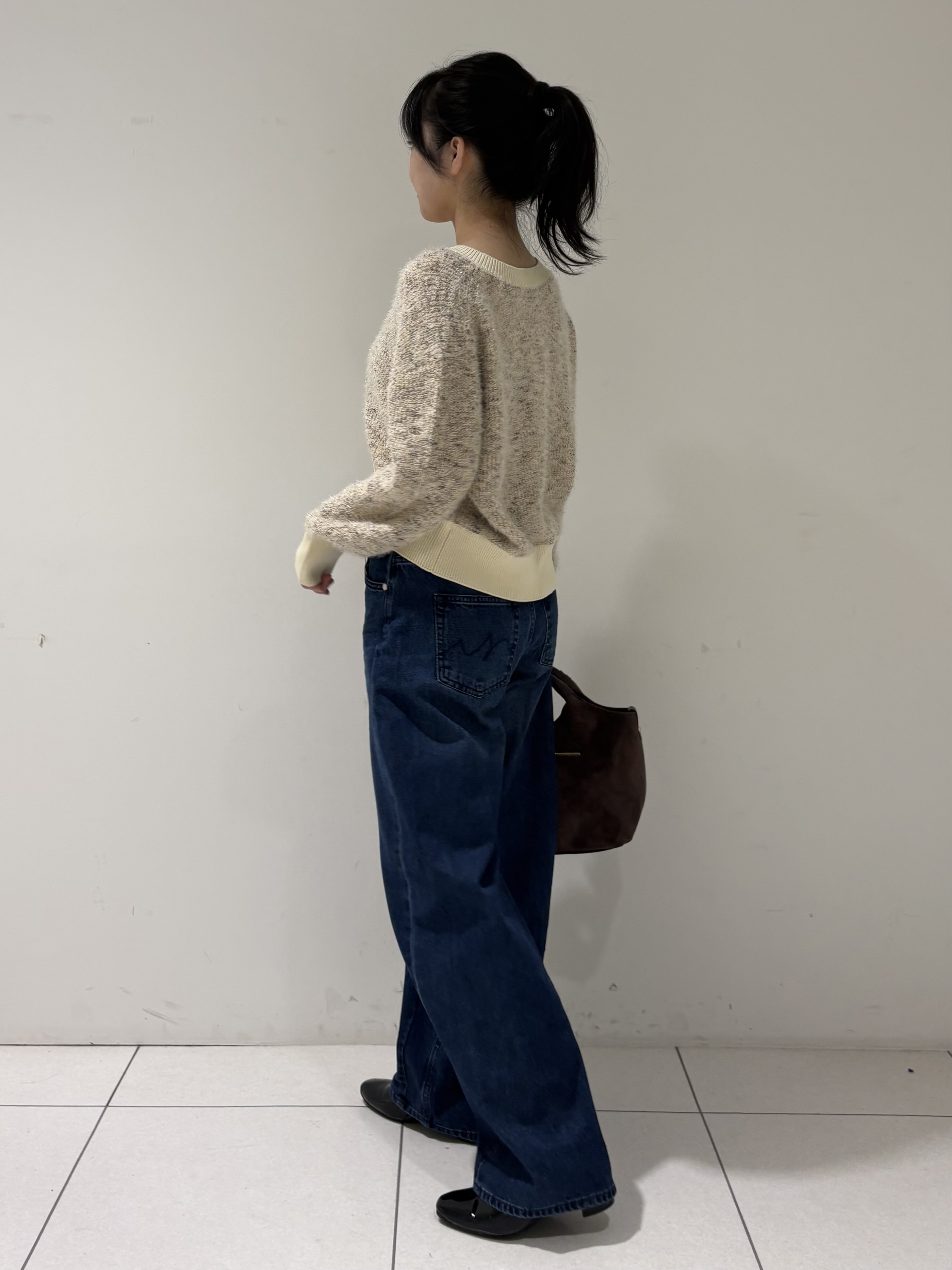 momokoさんの「INDIVI｜【新作登場！】カーブシルエットデニム」を使ったコーディネート