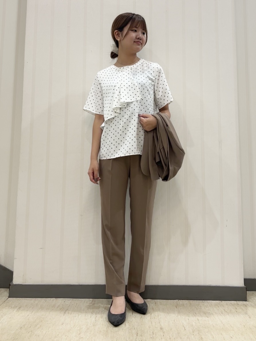 ちひさんの「INDIVI｜【初秋/UVケア/着る日傘】カラーレスジャケット」を使ったコーディネート