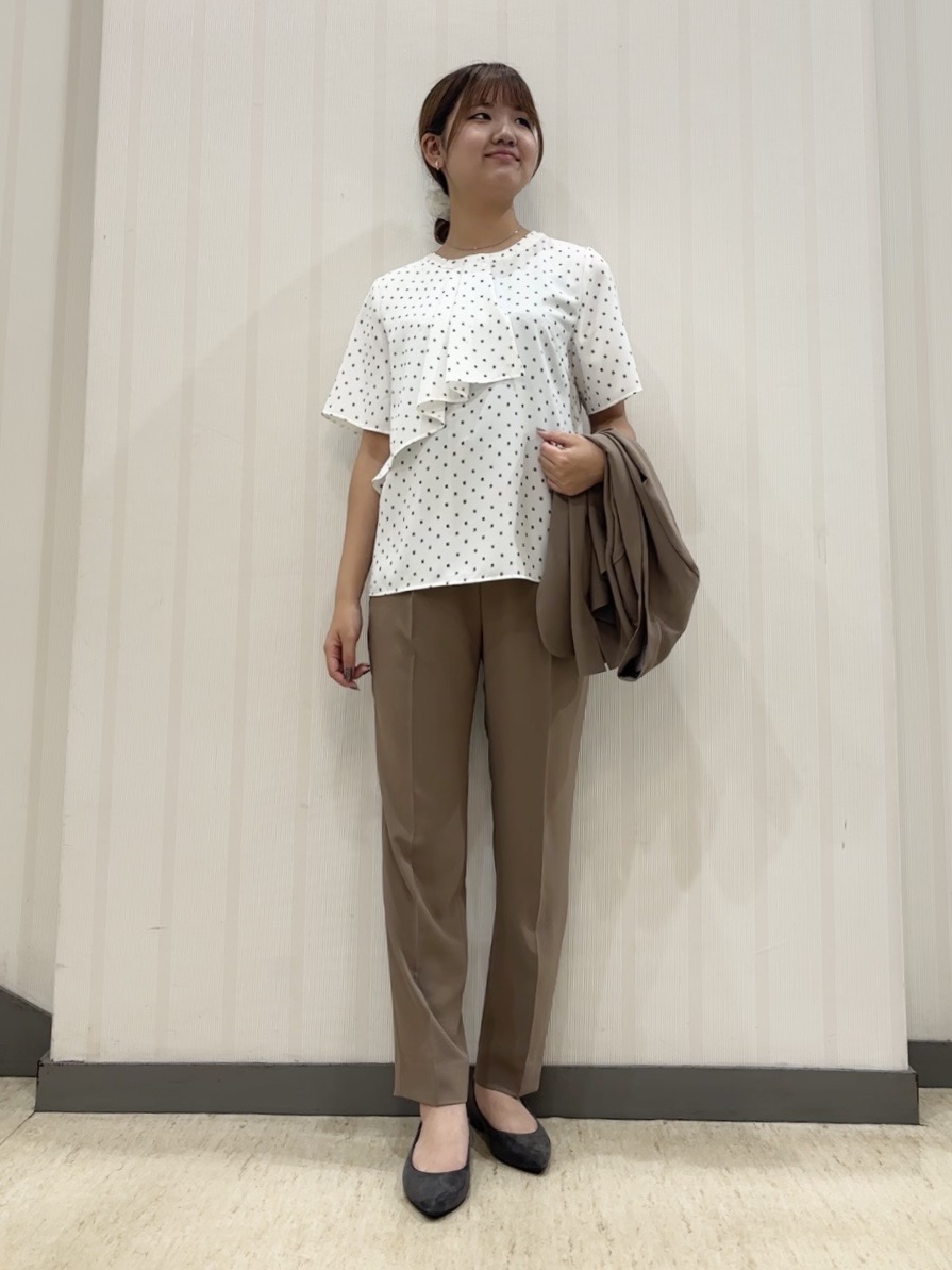 ちひさんの「INDIVI｜【初秋/UVケア/着る日傘】カラーレスジャケット」を使ったコーディネート