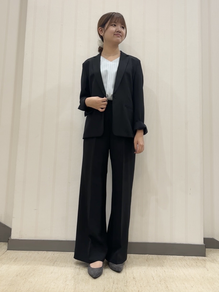 ちひさんの「INDIVI｜【洗える／UVケア／SETUP可能】ウール調ワイドパンツ」を使ったコーディネート