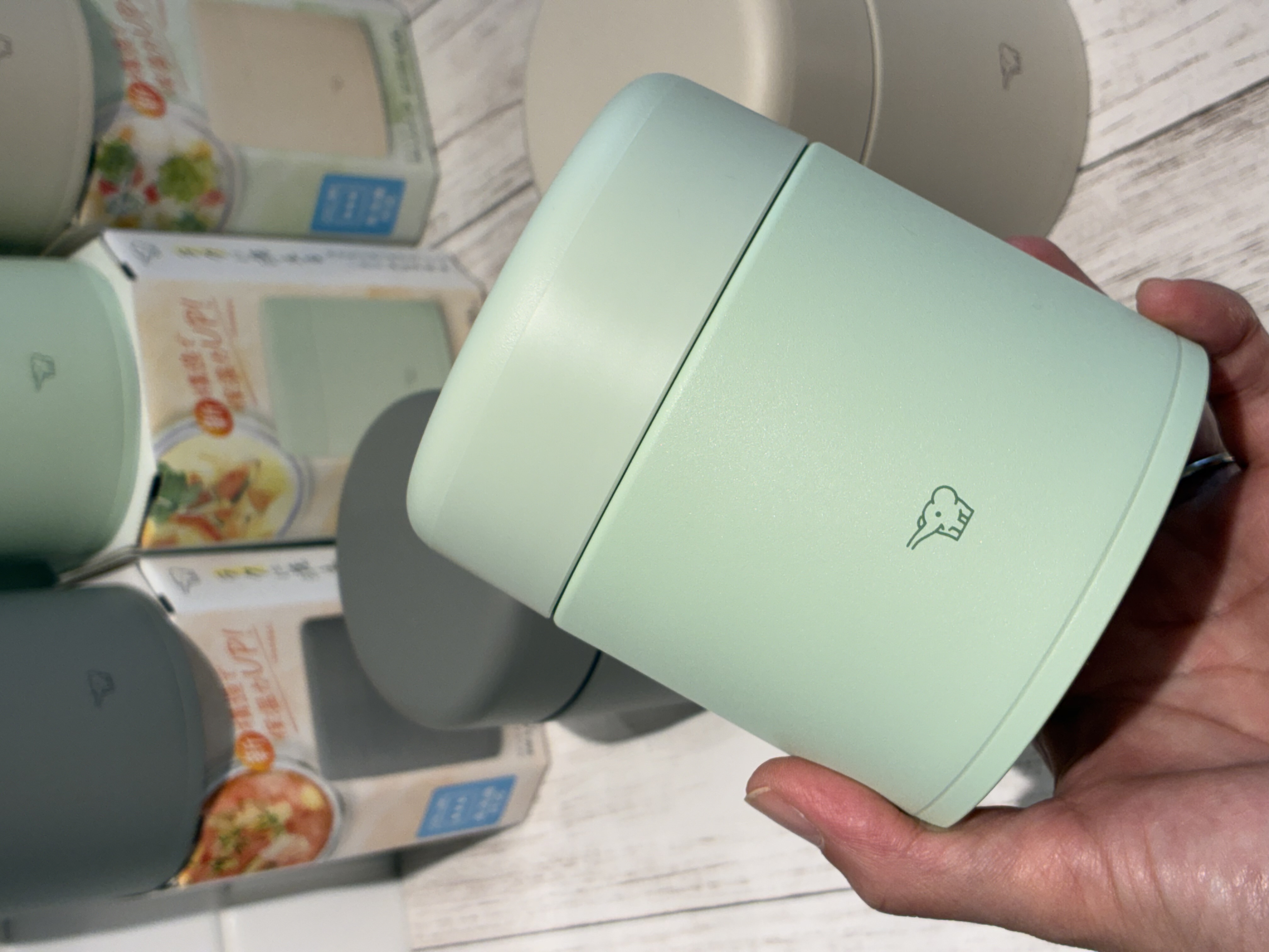 sattoさんの「212 KITCHEN STORE｜シームレスせん ステンレススープジャー 400ml GY ＜ZOJIRUSHI  象印＞」を使ったコーディネート