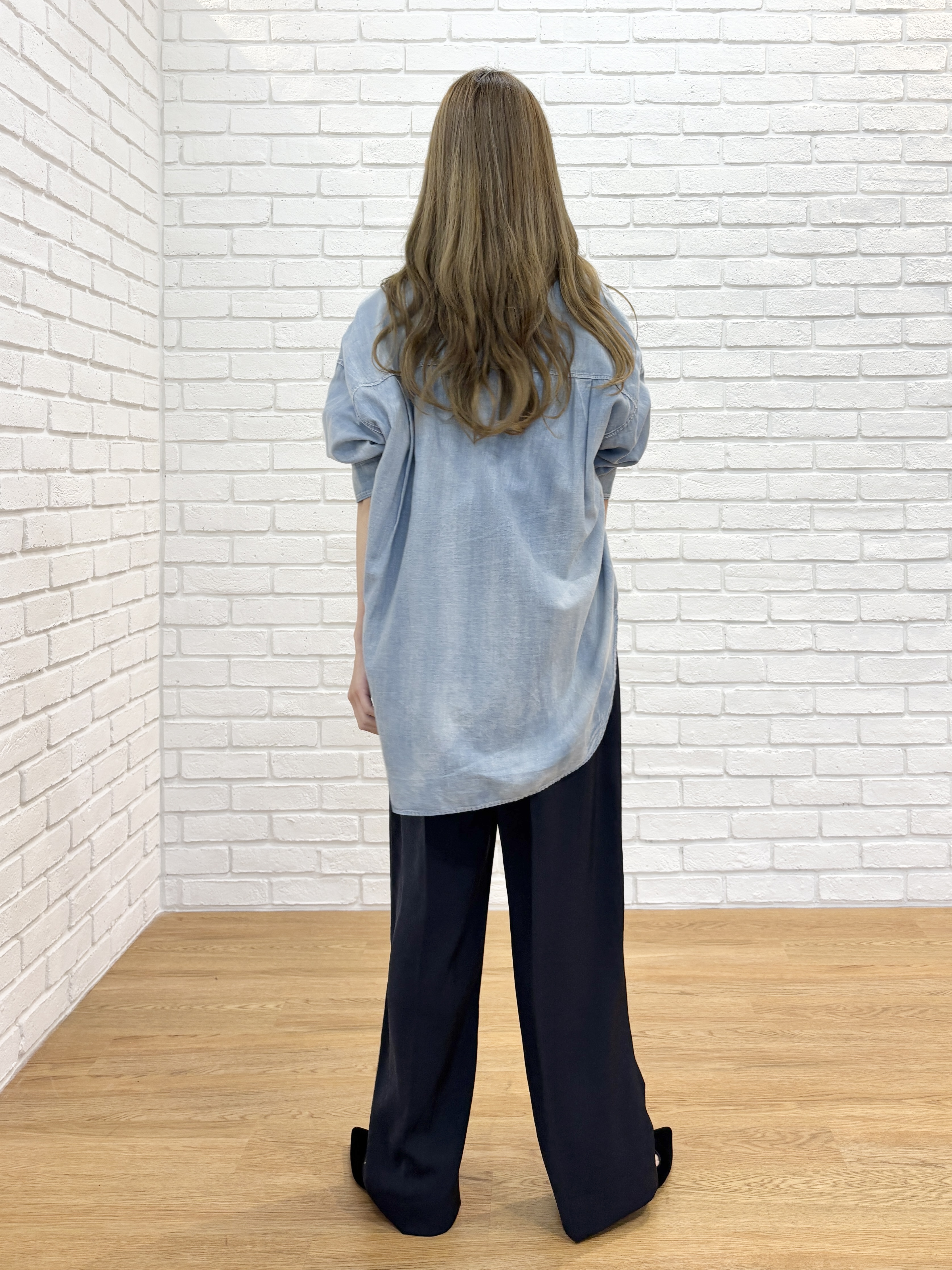 清水夏姫さんの「DRESSTERIOR｜【接触冷感】STAR WARS グローグ グラフィックTシャツ」を使ったコーディネート