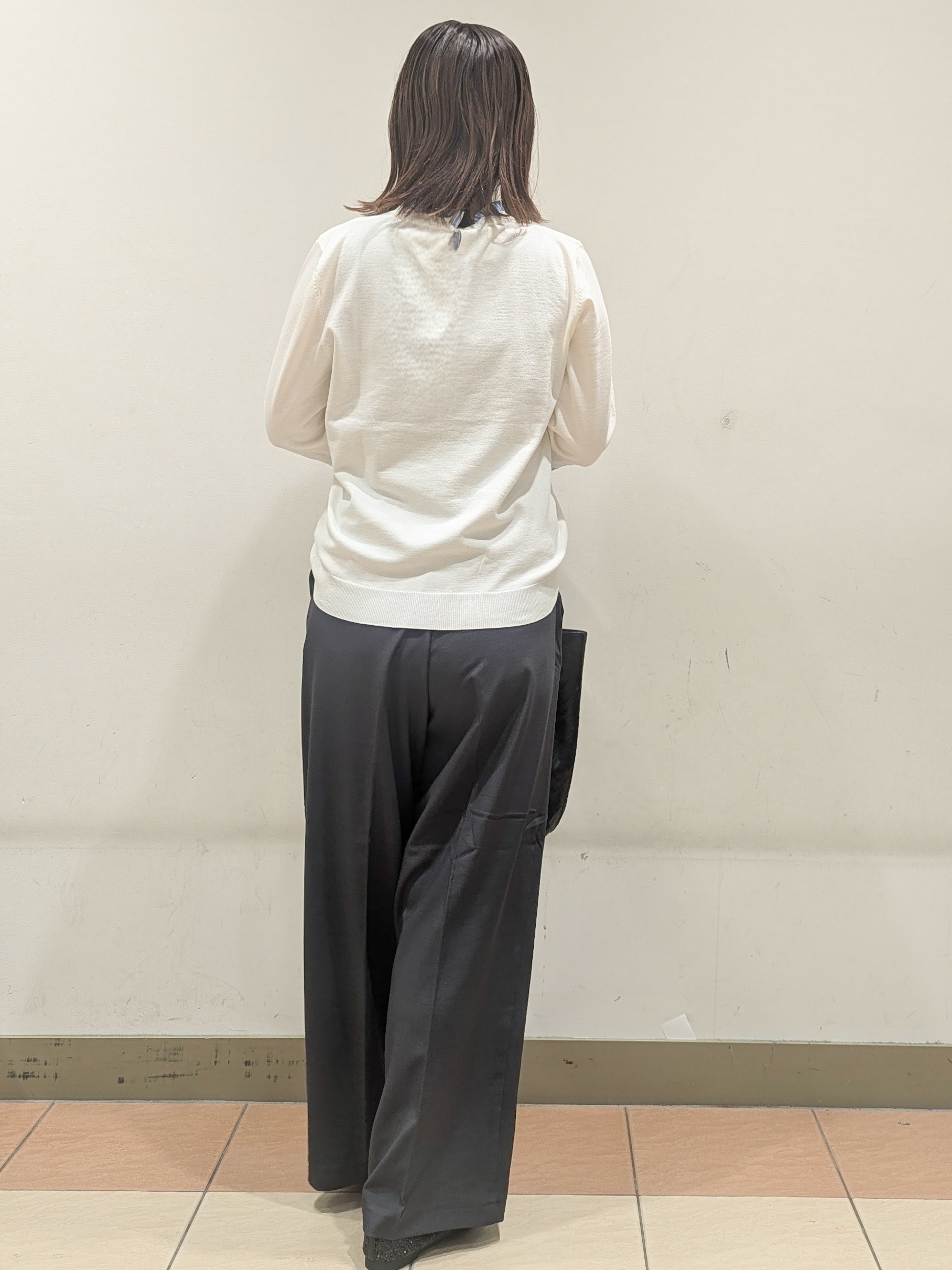 Miさんの「OPAQUE.CLIP｜【森絵梨佳さん着用】フリルドッキングニット《UVケア／遮熱性／洗濯機OK》」を使ったコーディネート