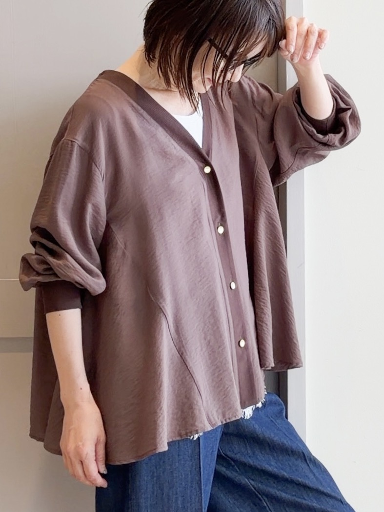 yamakoさんの「grove｜シアーシャツカーディガン」を使ったコーディネート