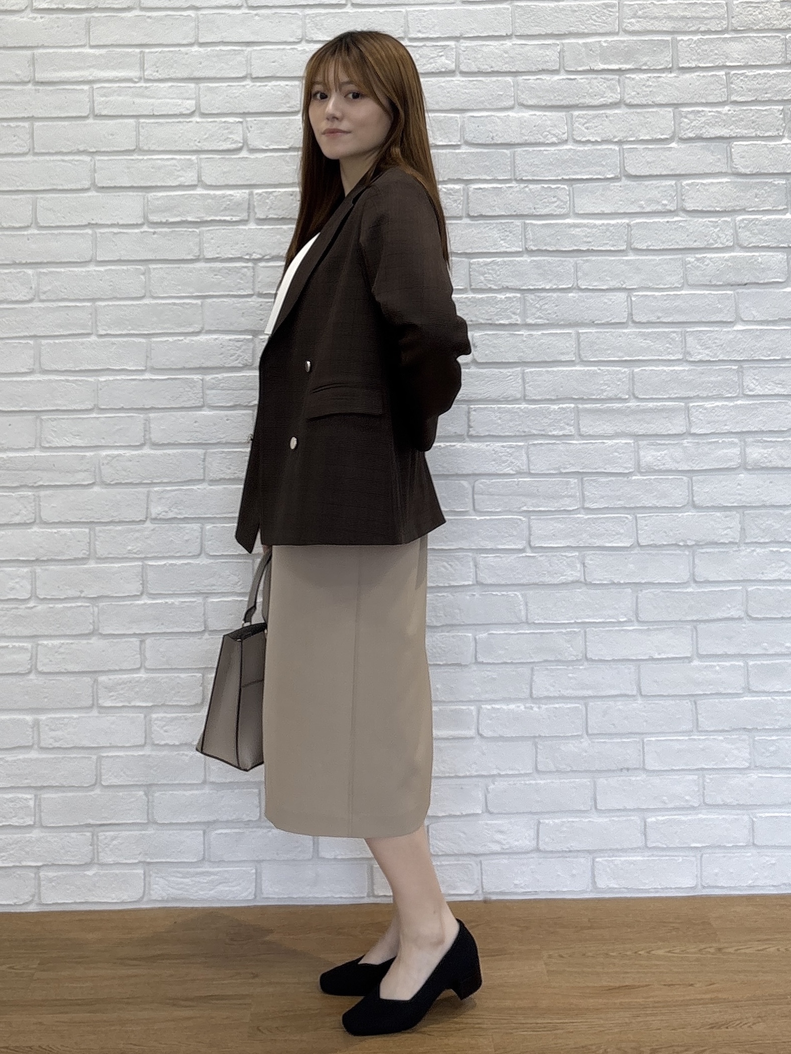 sayaさんの「SHOO･LA･RUE｜【通勤/UV//S-LL】大人の上品スタイルに ボウタイ風ブラウス」を使ったコーディネート