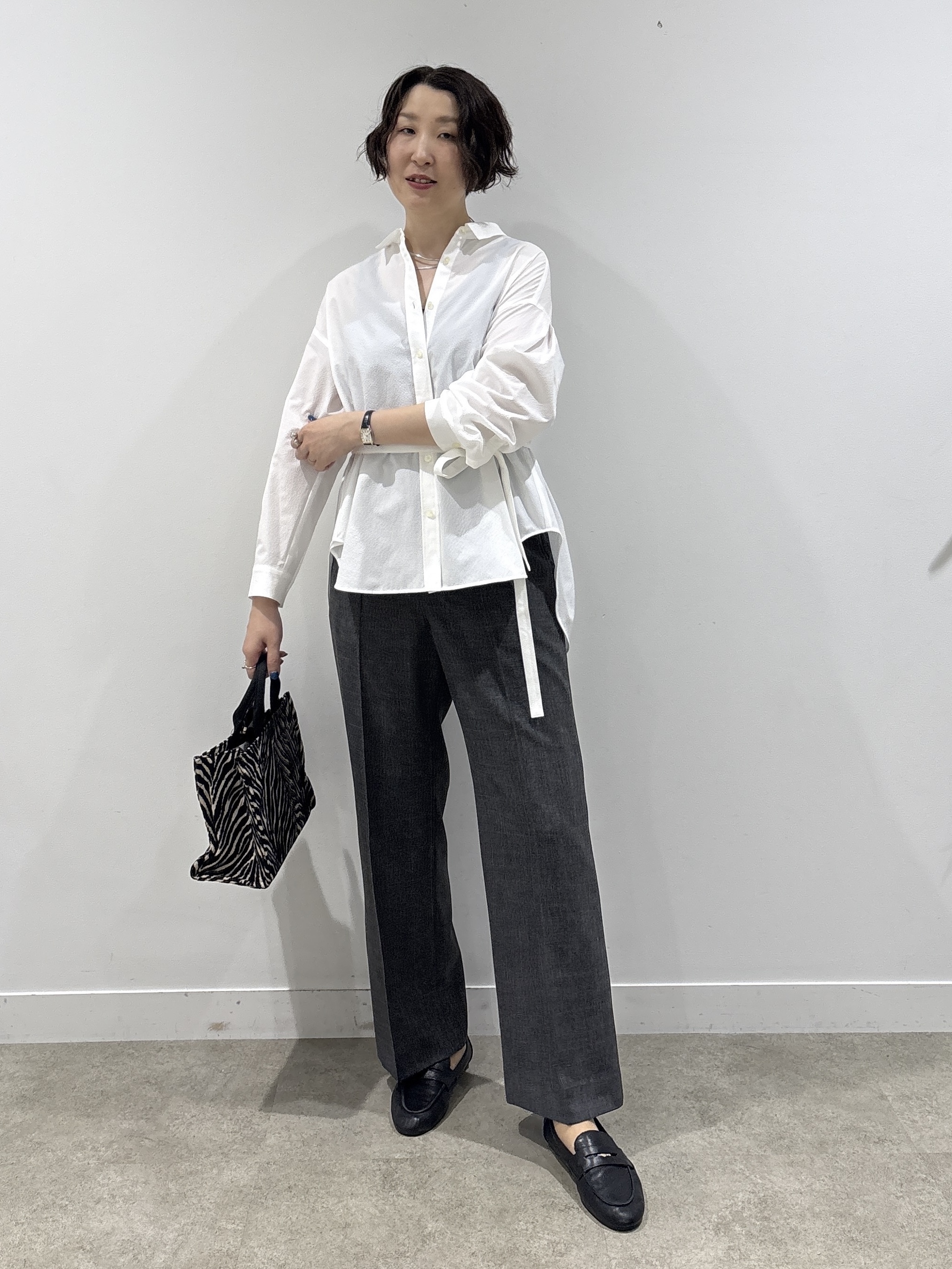 yuriさんの「INDIVI｜【洗える／UVケア】リネン風チェックストレートパンツ」を使ったコーディネート