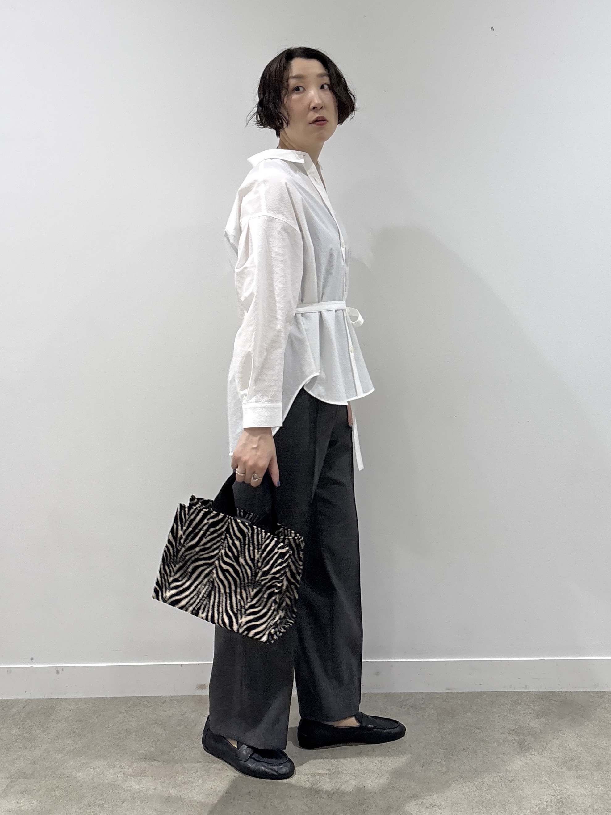 yuriさんの「INDIVI｜【洗える／UVケア】リネン風チェックストレートパンツ」を使ったコーディネート
