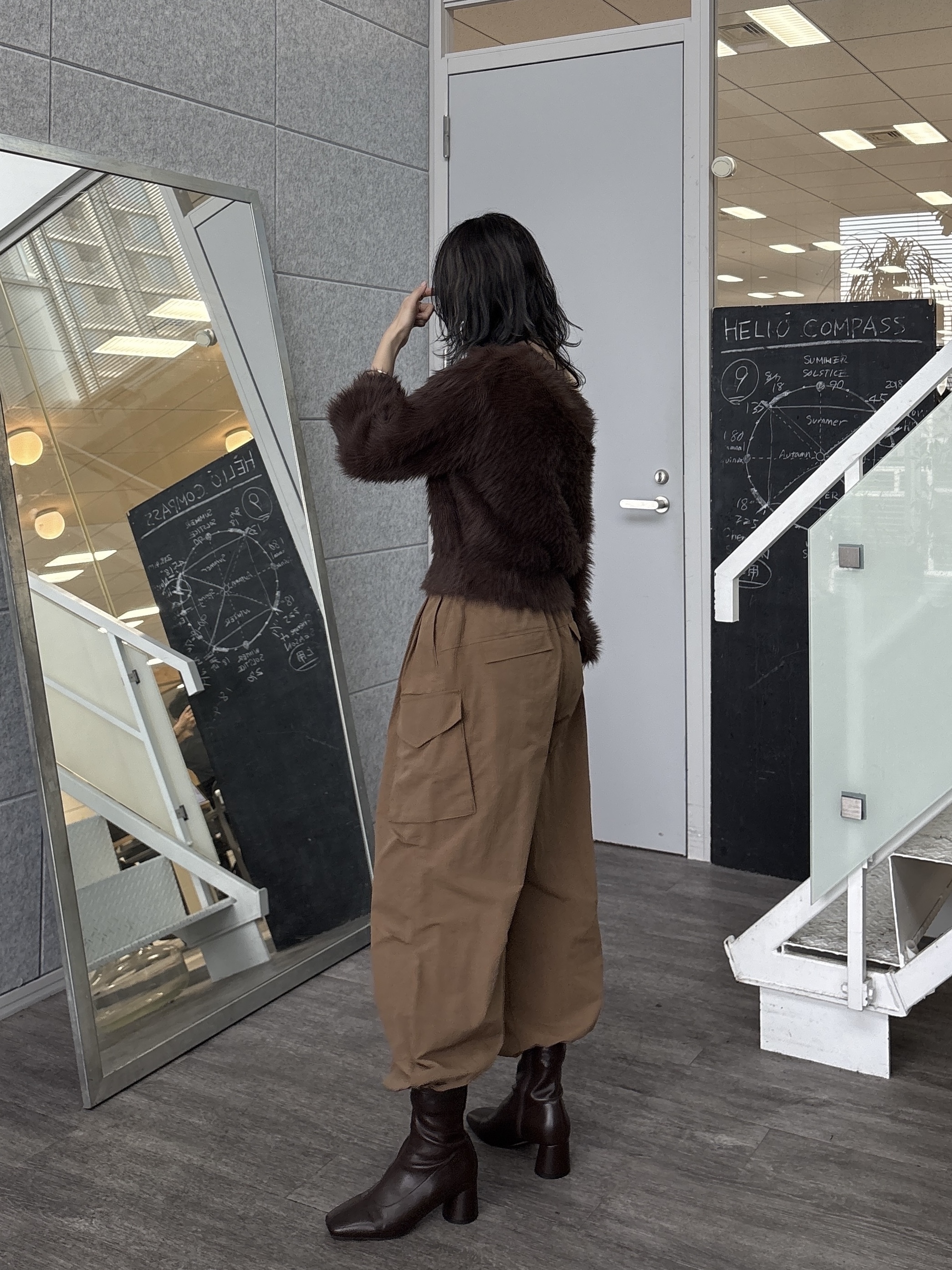 kotakiさんの「INDIVI｜ナイロンカーゴパンツ」を使ったコーディネート