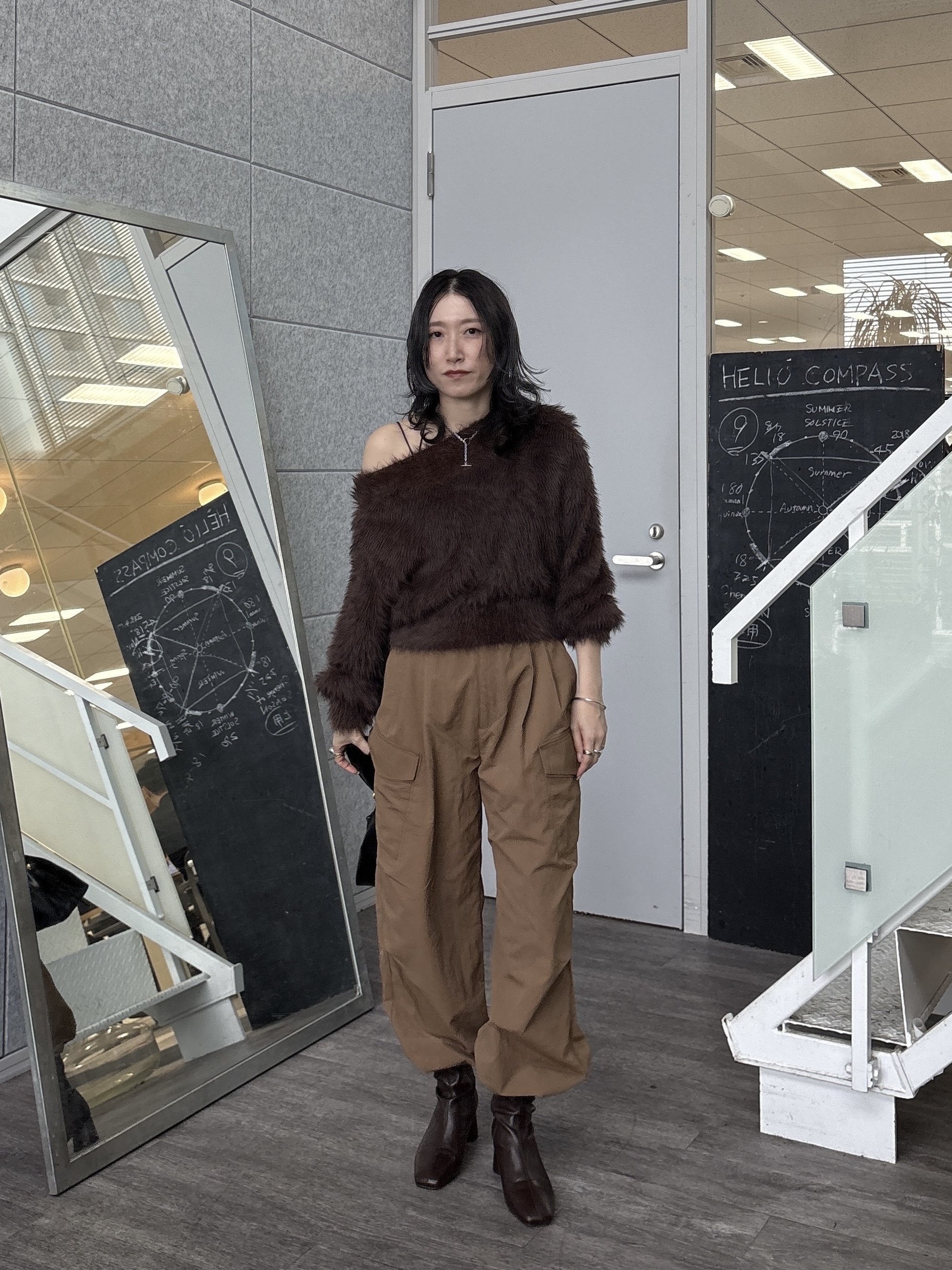 kotakiさんの「INDIVI｜ナイロンカーゴパンツ」を使ったコーディネート