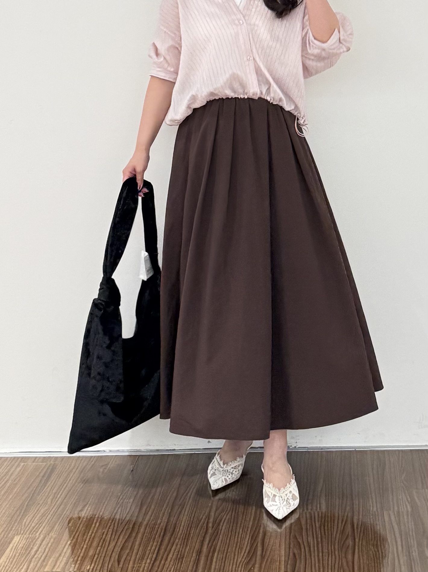 いくみさんの「INDIVI｜【シアー／7分袖】体型カバーゆったりシャツ」を使ったコーディネート