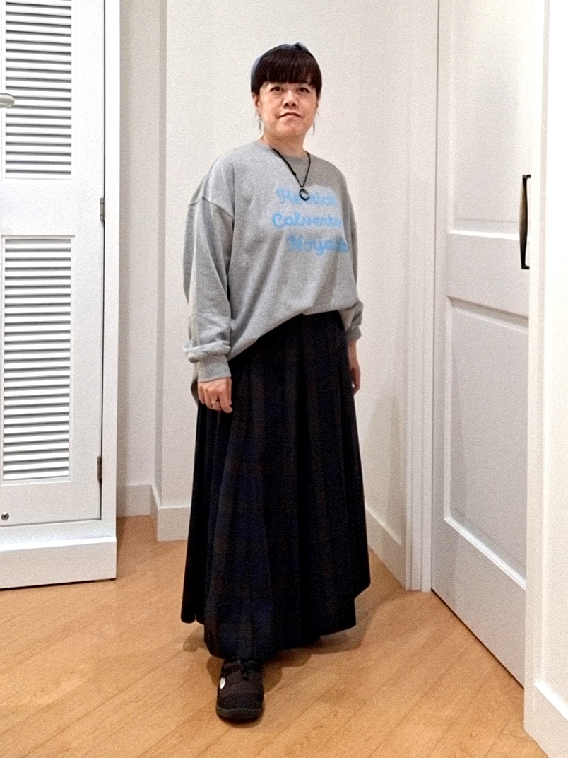 ai-Pさんの「Dessin｜【洗える】オーガニックコットン ロングスリーブTシャツ」を使ったコーディネート