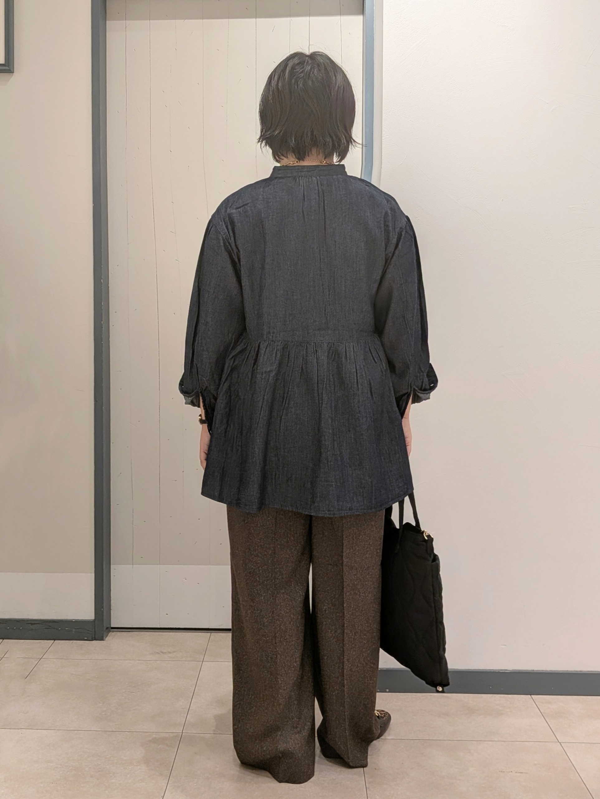 yukikaさんの「grove｜【人気シリーズに新型登場】袖口シアーやわらかドライタッチニット」を使ったコーディネート