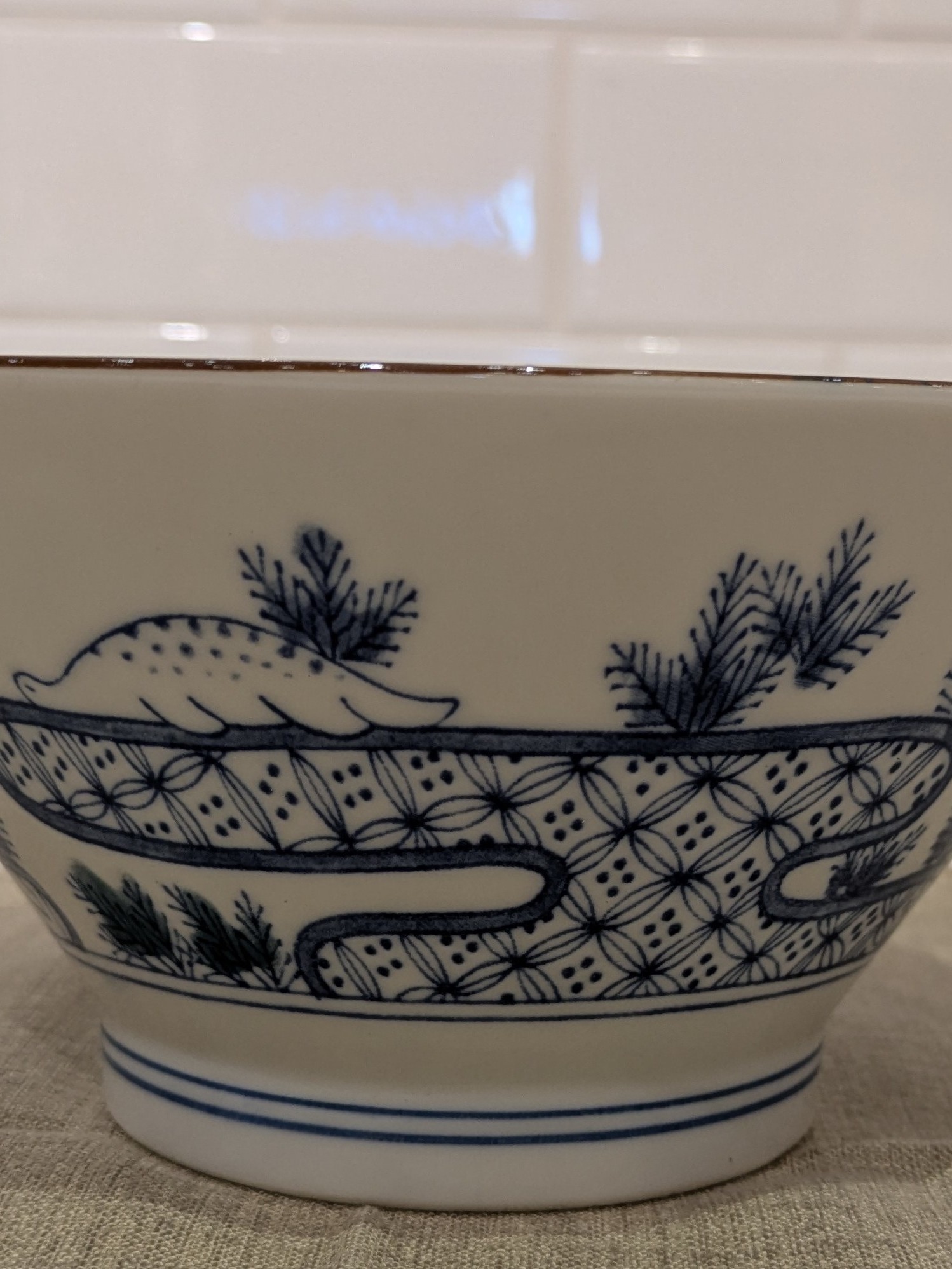 maruさんの「212 KITCHEN STORE｜江戸っ子恐竜 青海竜 反丼」を使ったコーディネート