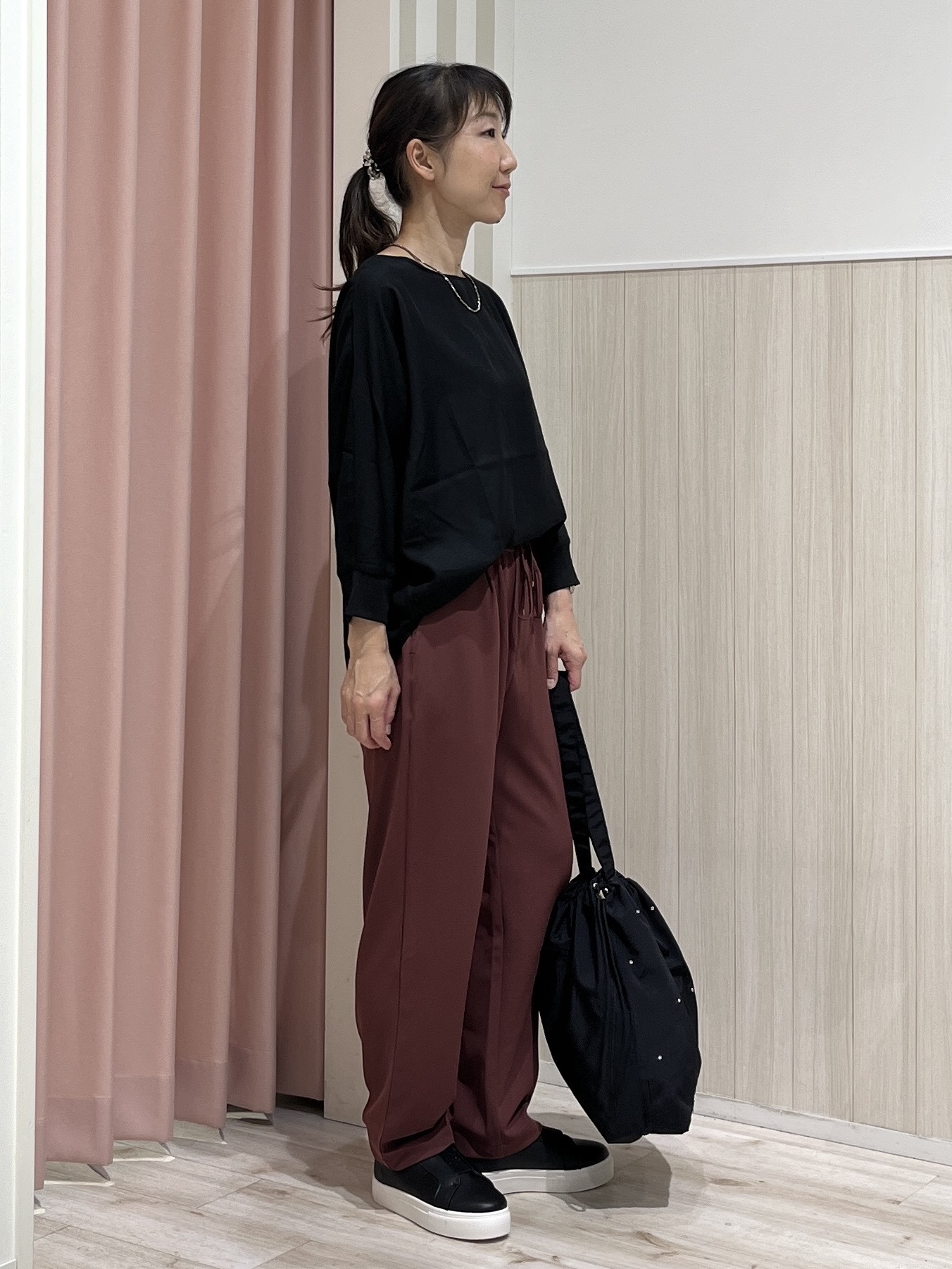 まつみさんの「SHOO･LA･RUE｜【洗濯後しわになりにくい/S-LL】選べる6パターン 羽織としても活躍する ベーシックシャツ」を使ったコーディネート