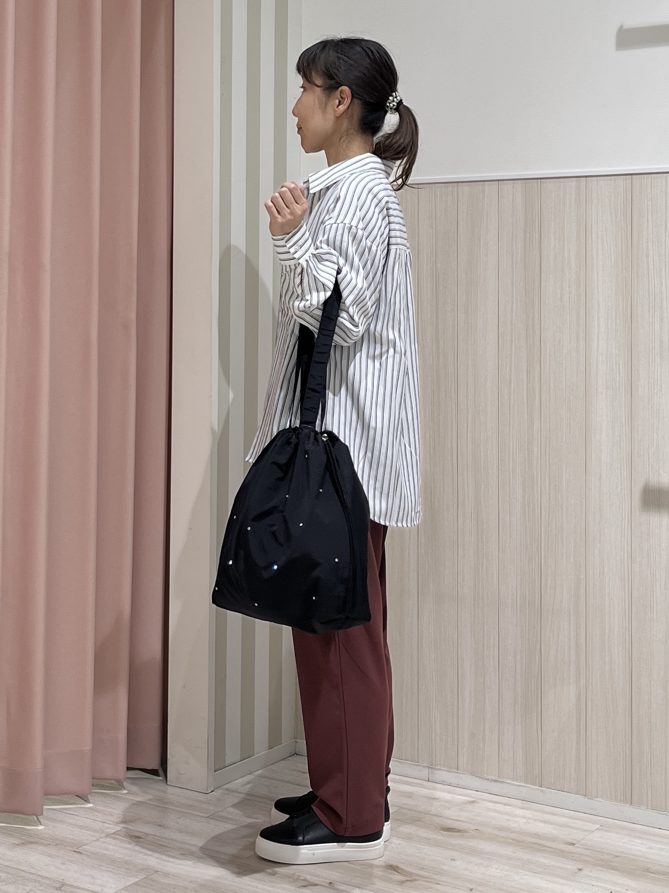 まつみさんの「SHOO･LA･RUE｜【洗濯後しわになりにくい/S-LL】選べる6パターン 羽織としても活躍する ベーシックシャツ」を使ったコーディネート