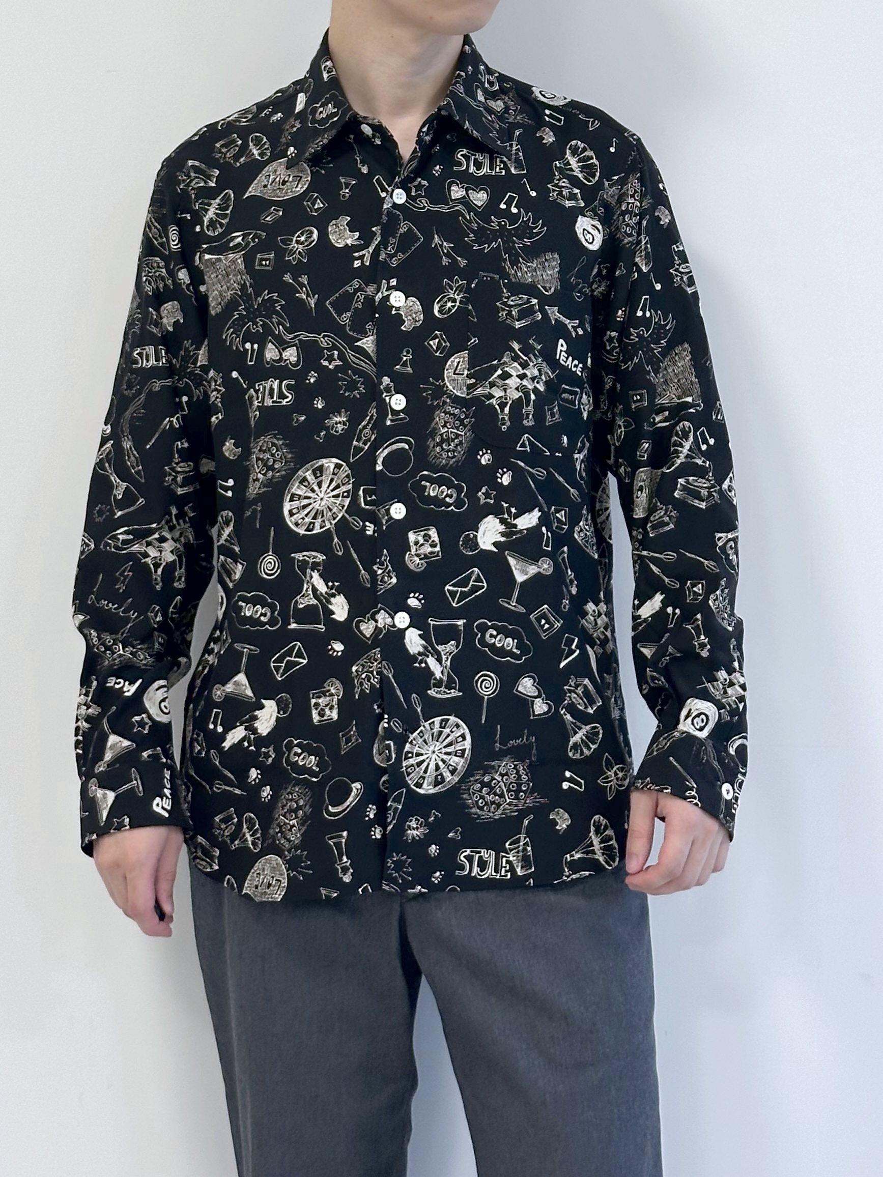イッシーさんの「TAKEO KIKUCHI｜【BOWLER HAT LABEL】日本製PLAYプリントシャツ」を使ったコーディネート