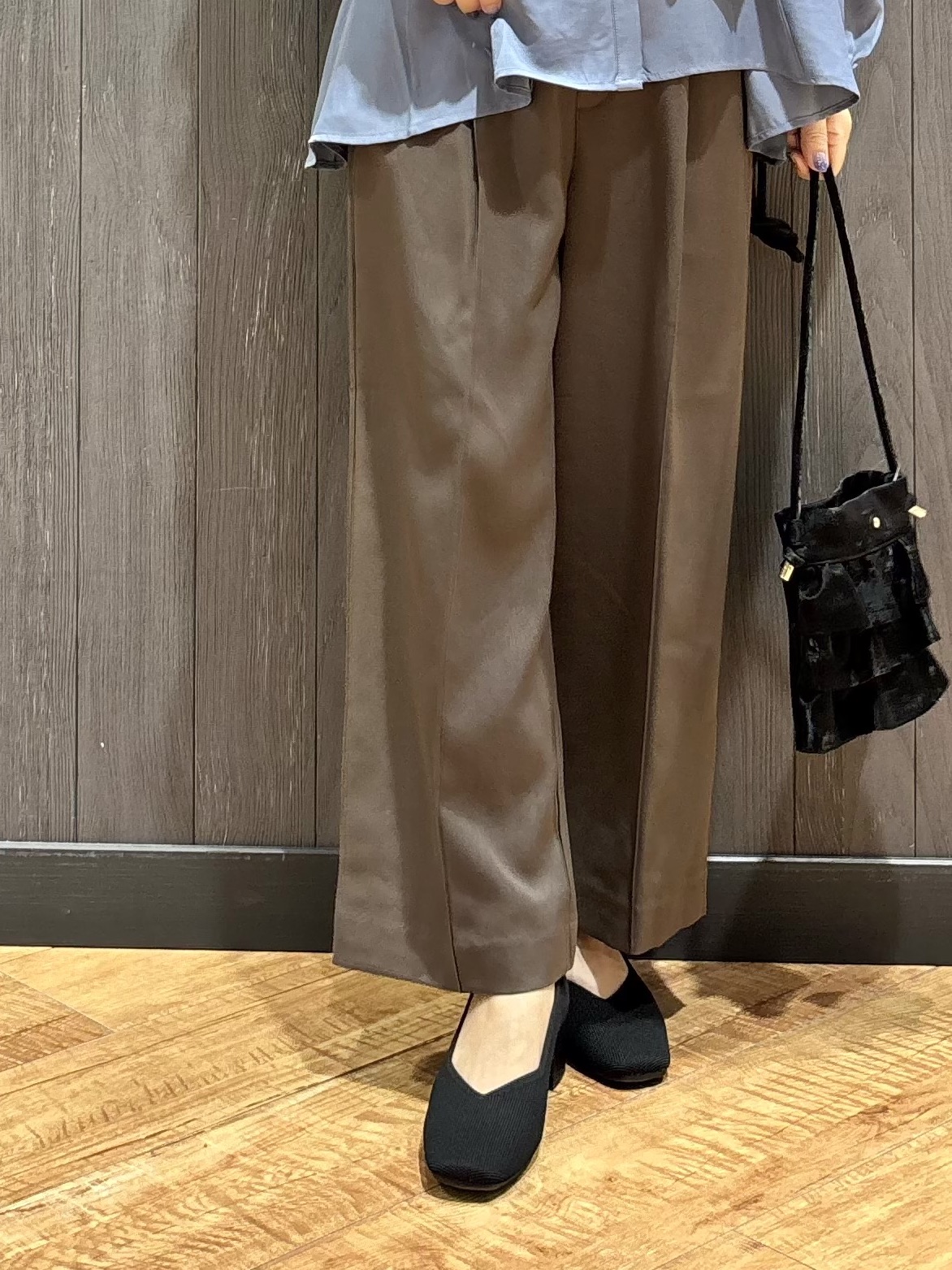 meiさんの「SHOO･LA･RUE｜配色取り外しリボン付きフレアブラウス」を使ったコーディネート